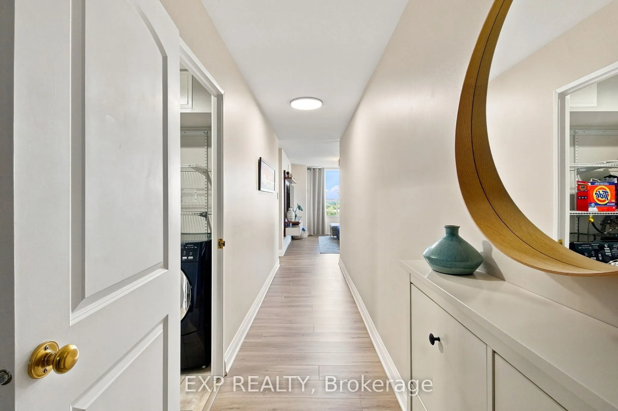 1515 Lakeshore Road E #2101