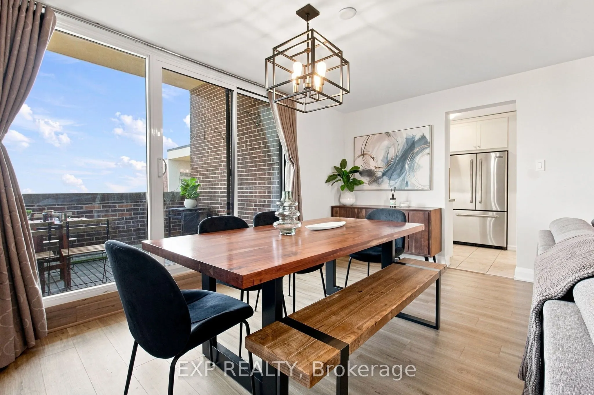 1515 Lakeshore Road E #2101