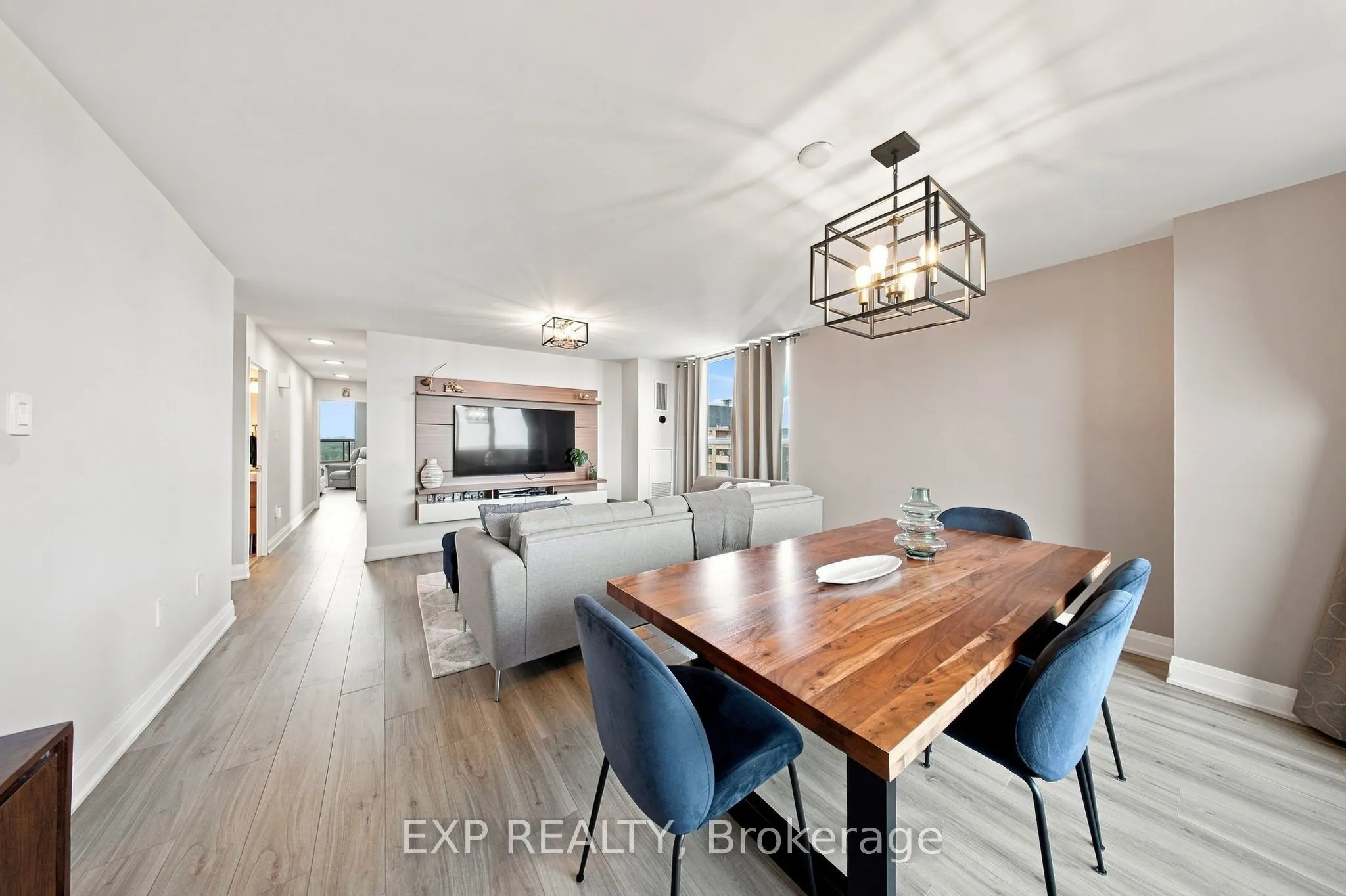 1515 Lakeshore Road E #2101