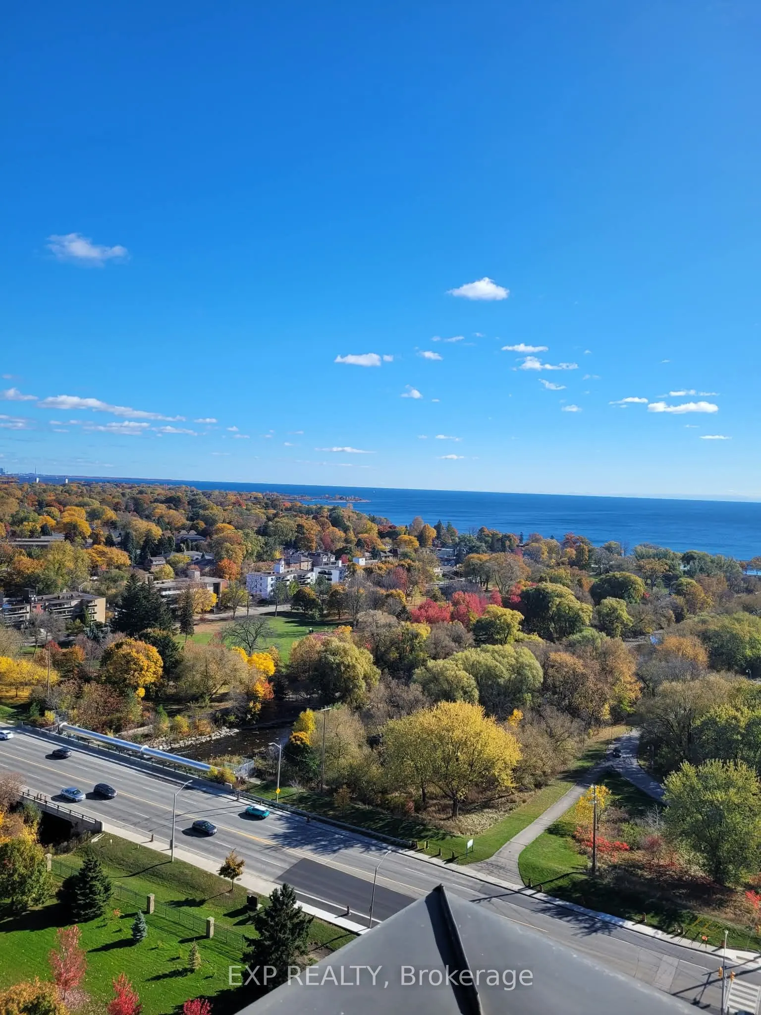 1515 Lakeshore Road E #2101
