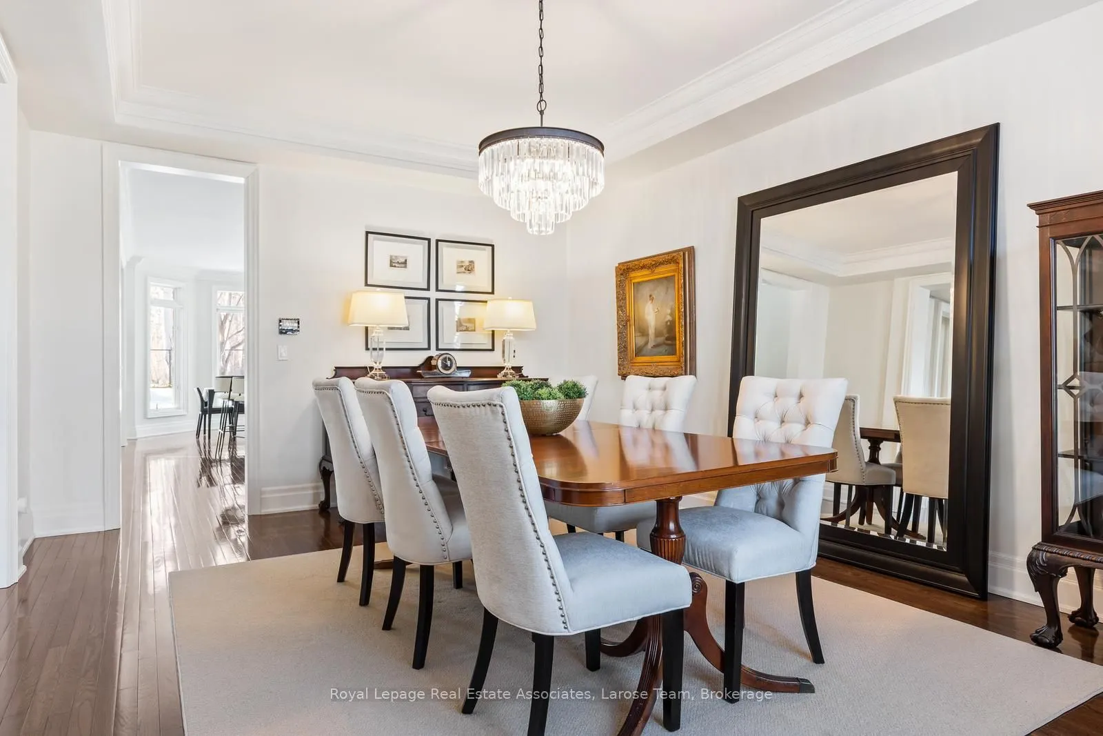 562 Gladwyne Court