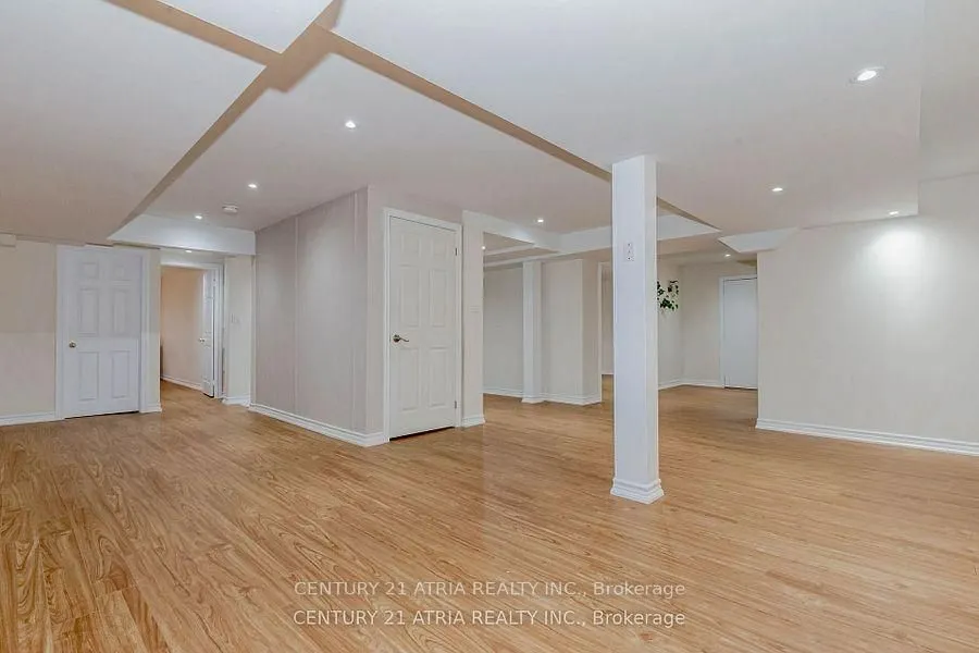 6 Shuter Lane