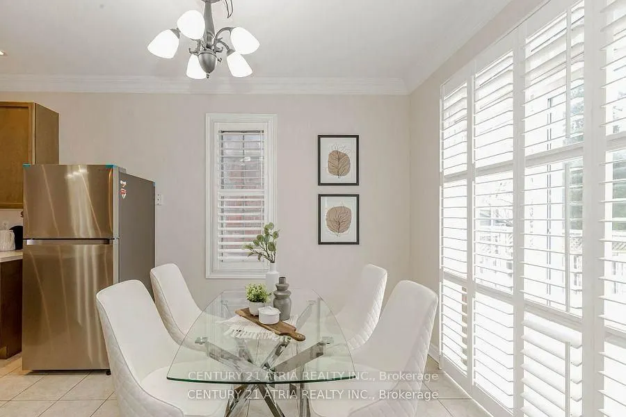 6 Shuter Lane
