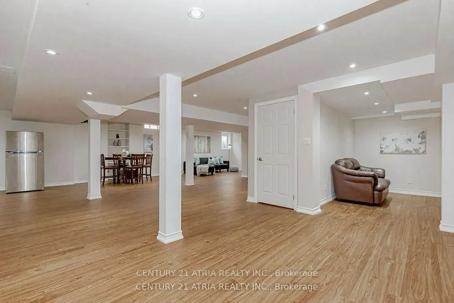 6 Shuter Lane
