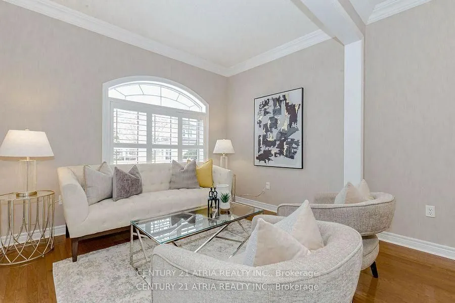 6 Shuter Lane