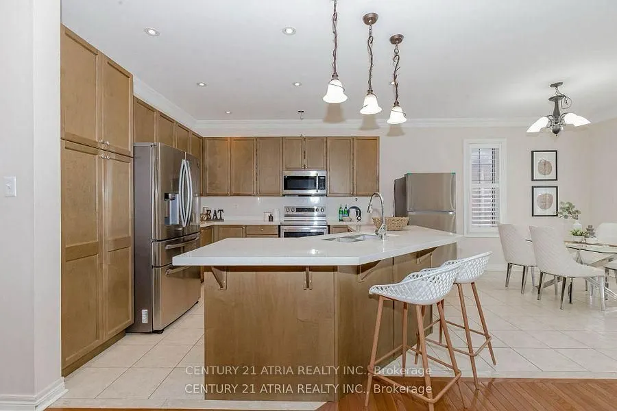 6 Shuter Lane