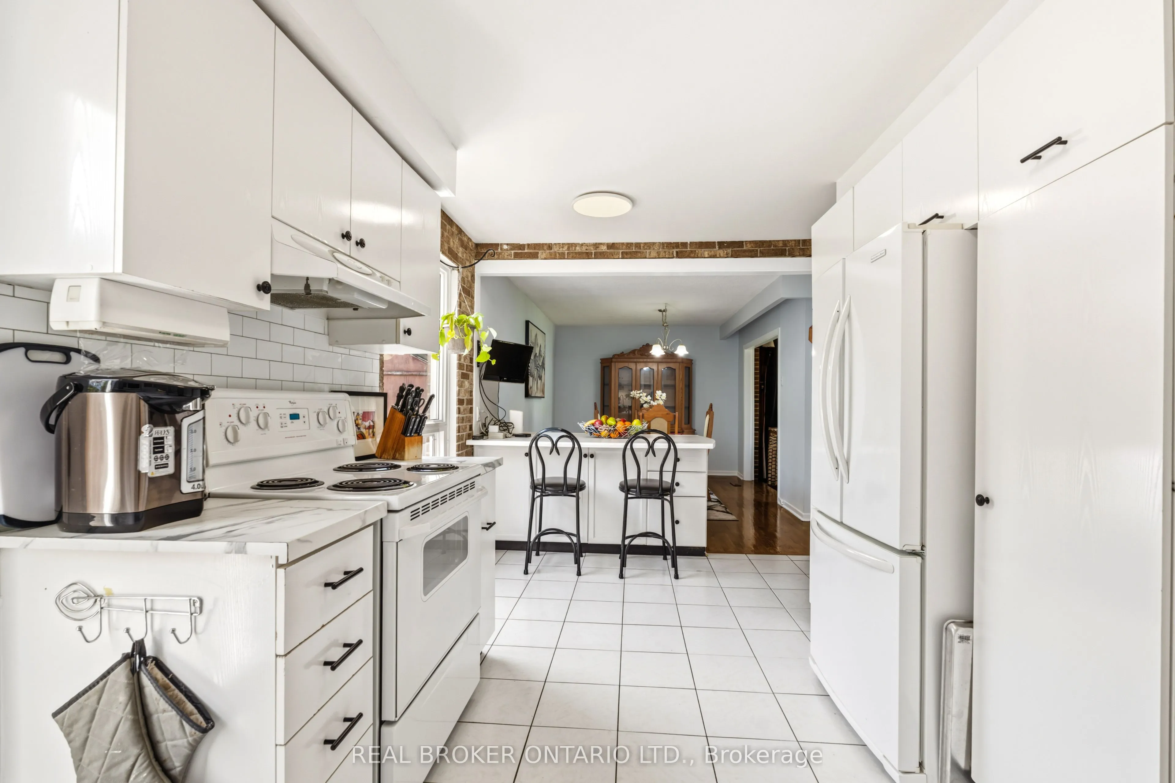 2873 Inlake Court