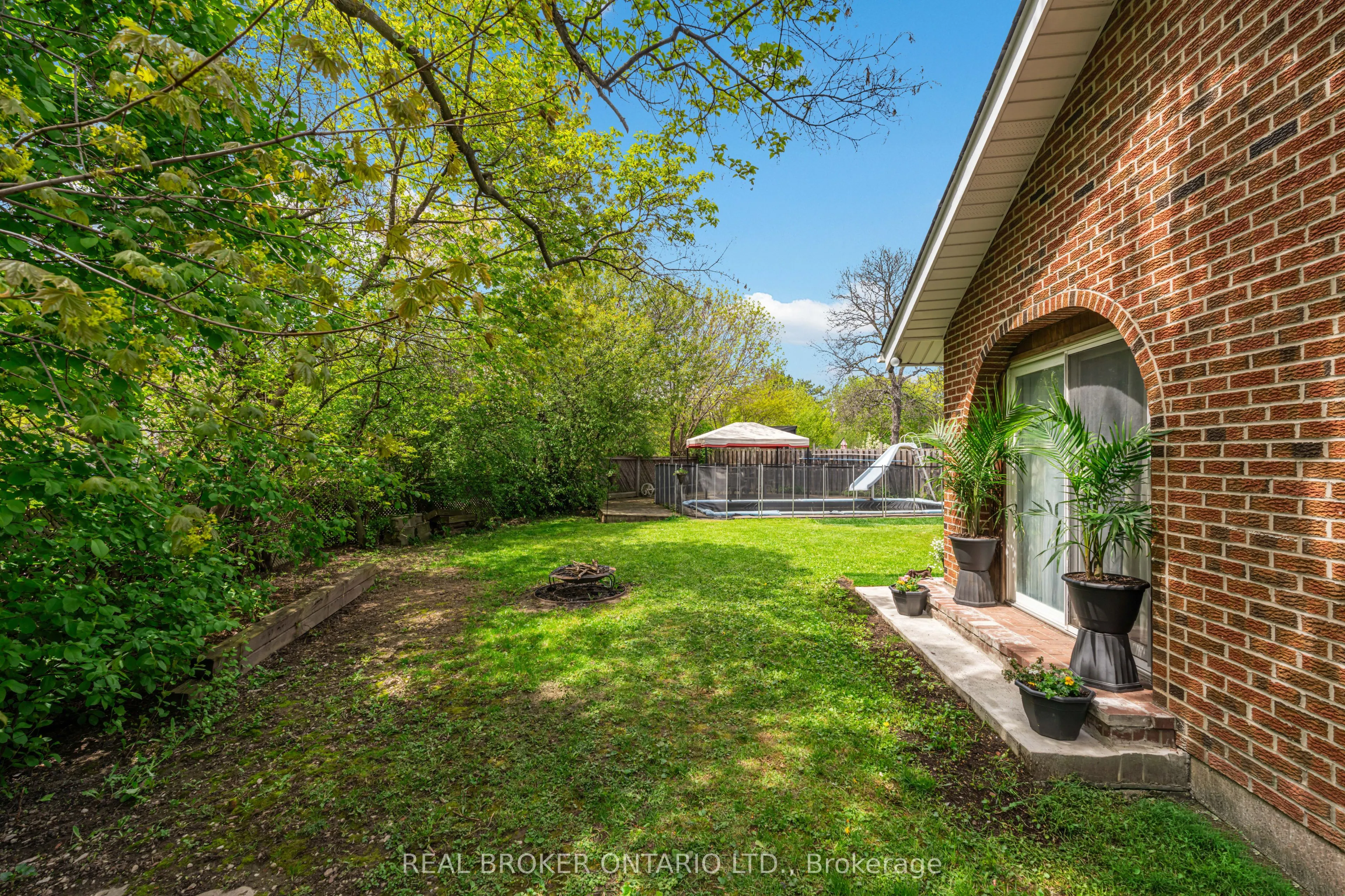 2873 Inlake Court