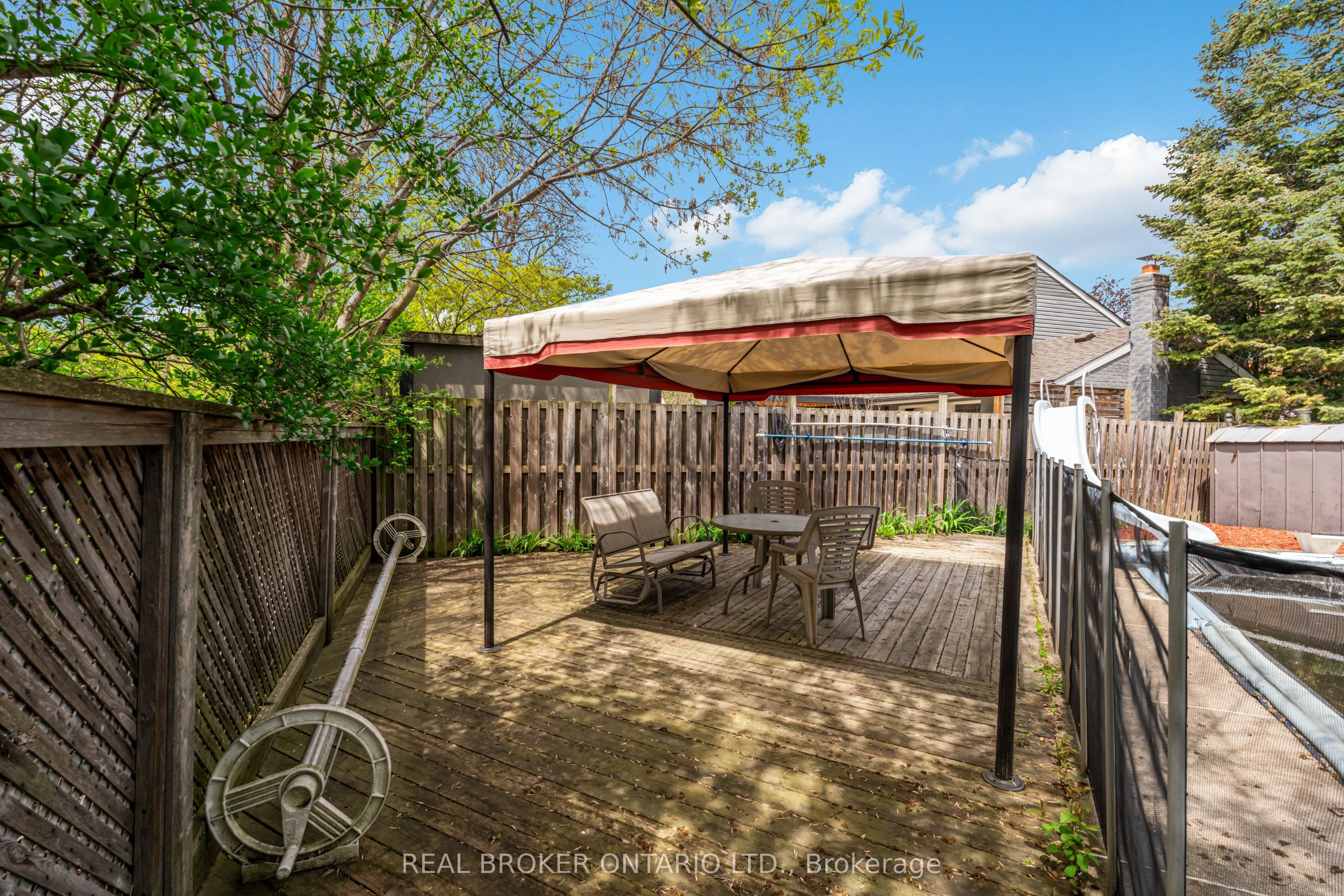 2873 Inlake Court
