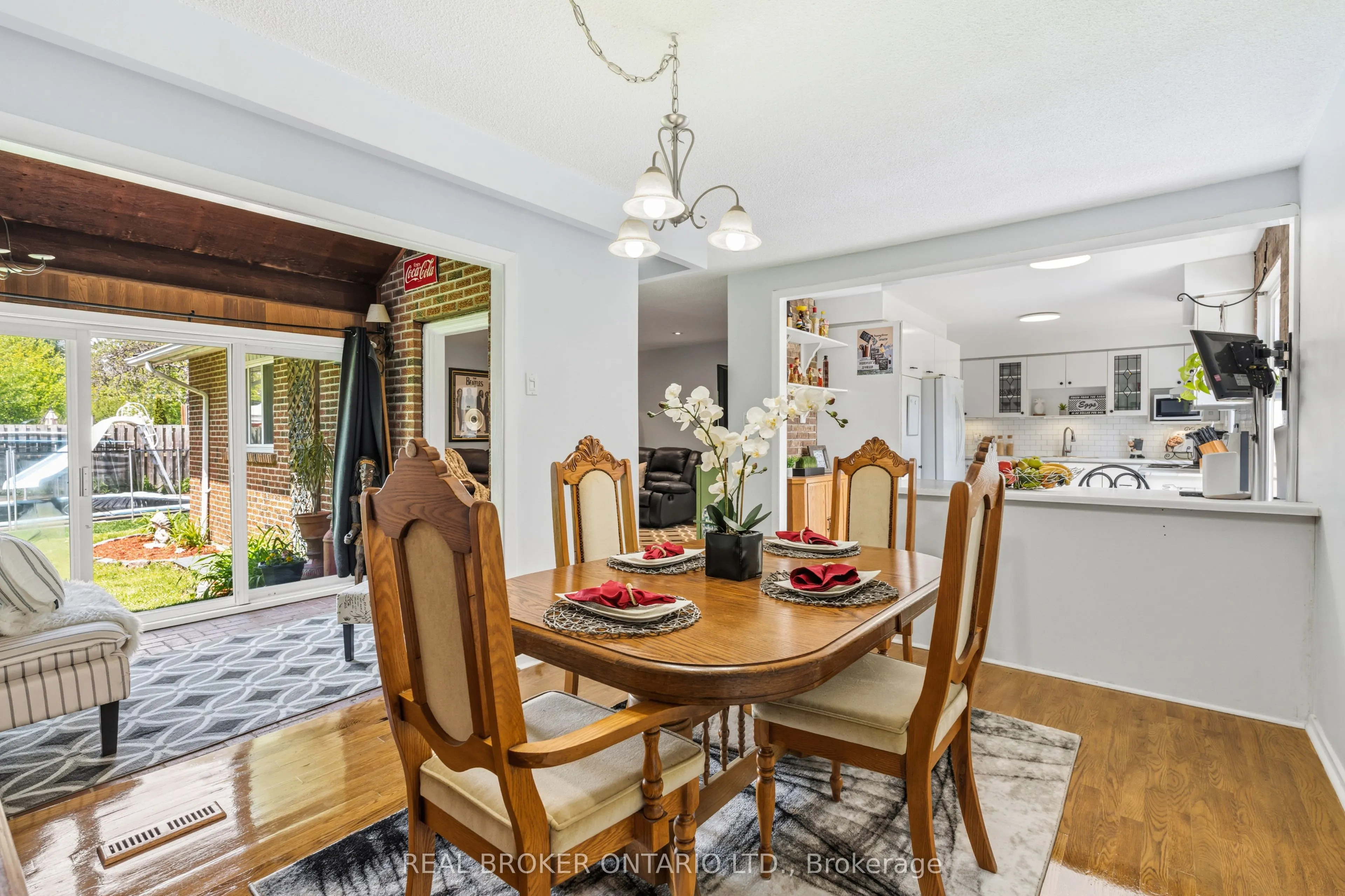 2873 Inlake Court