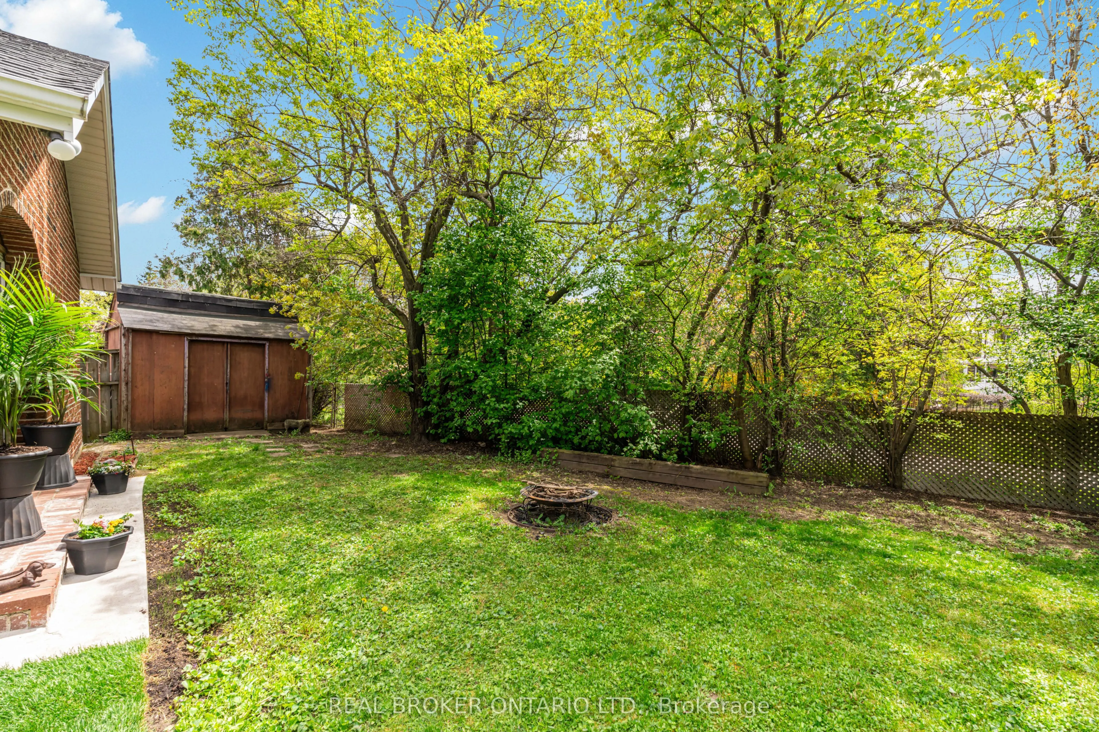 2873 Inlake Court