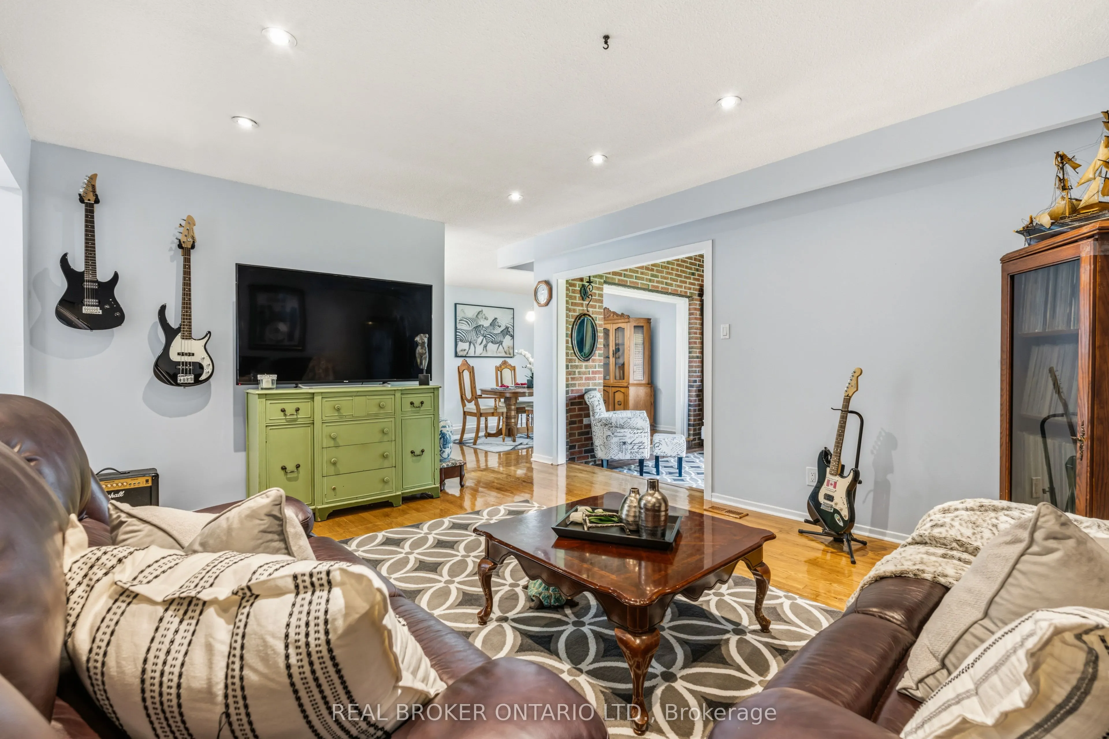 2873 Inlake Court
