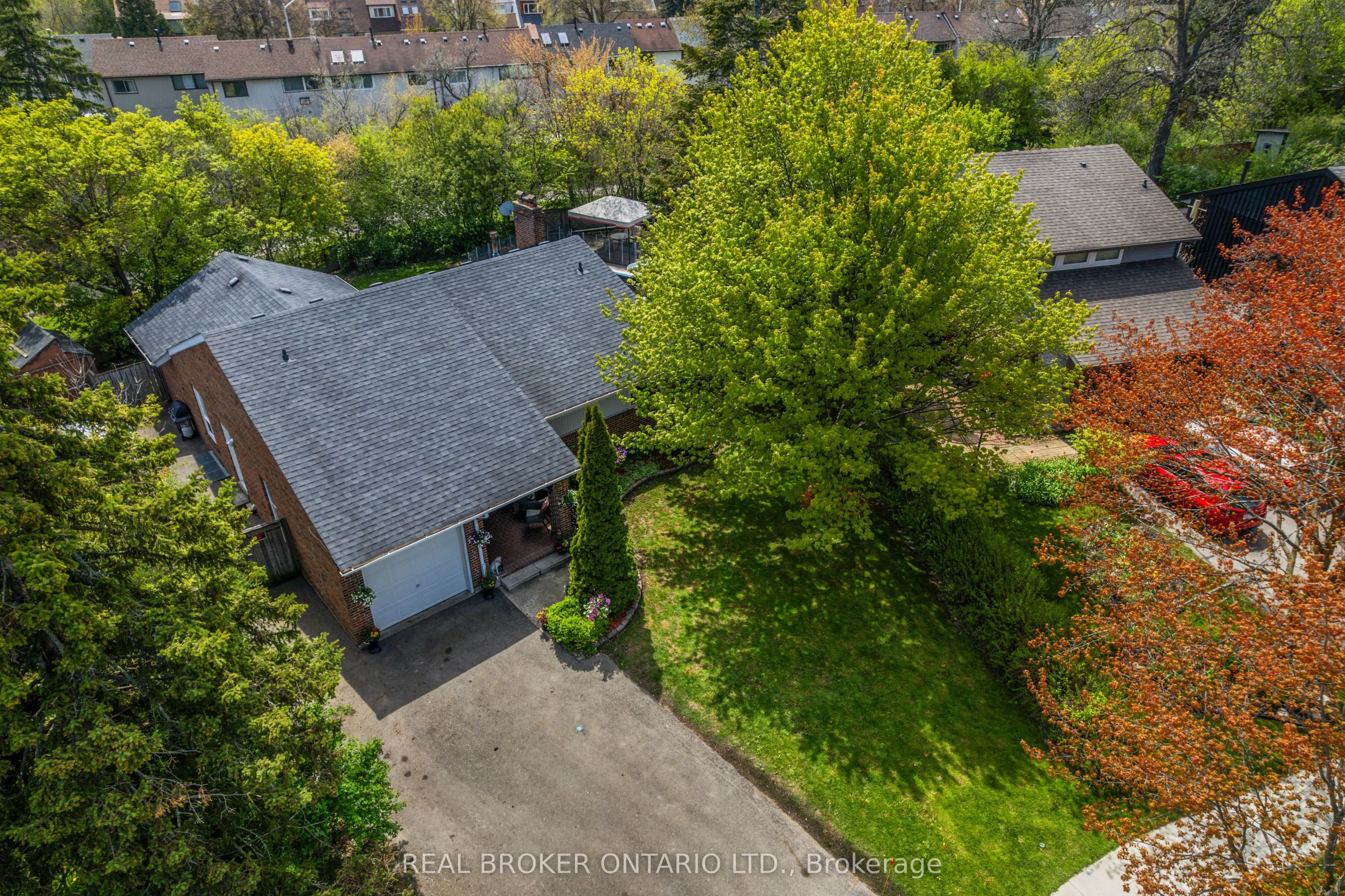 2873 Inlake Court