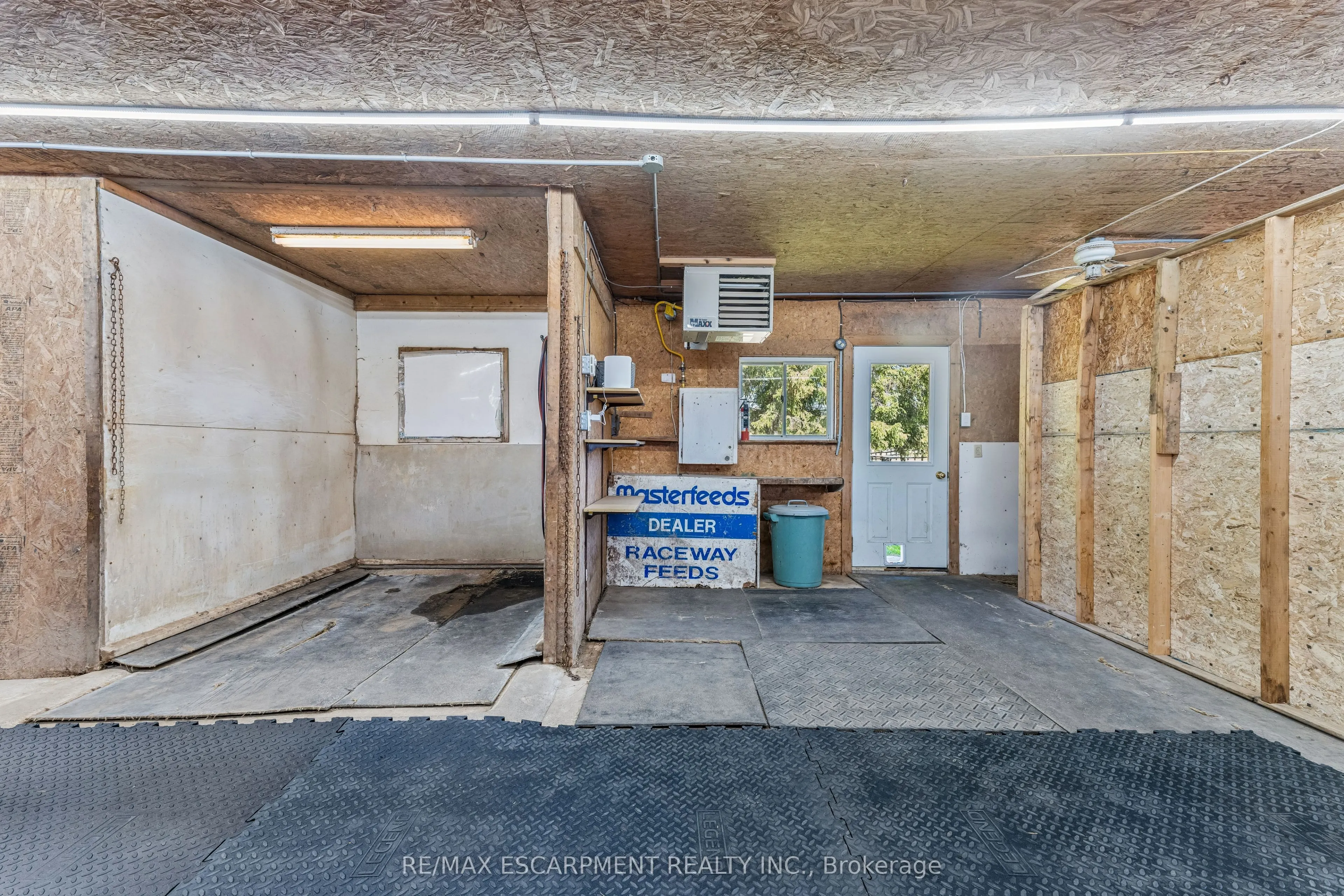 1250 Arkell Road