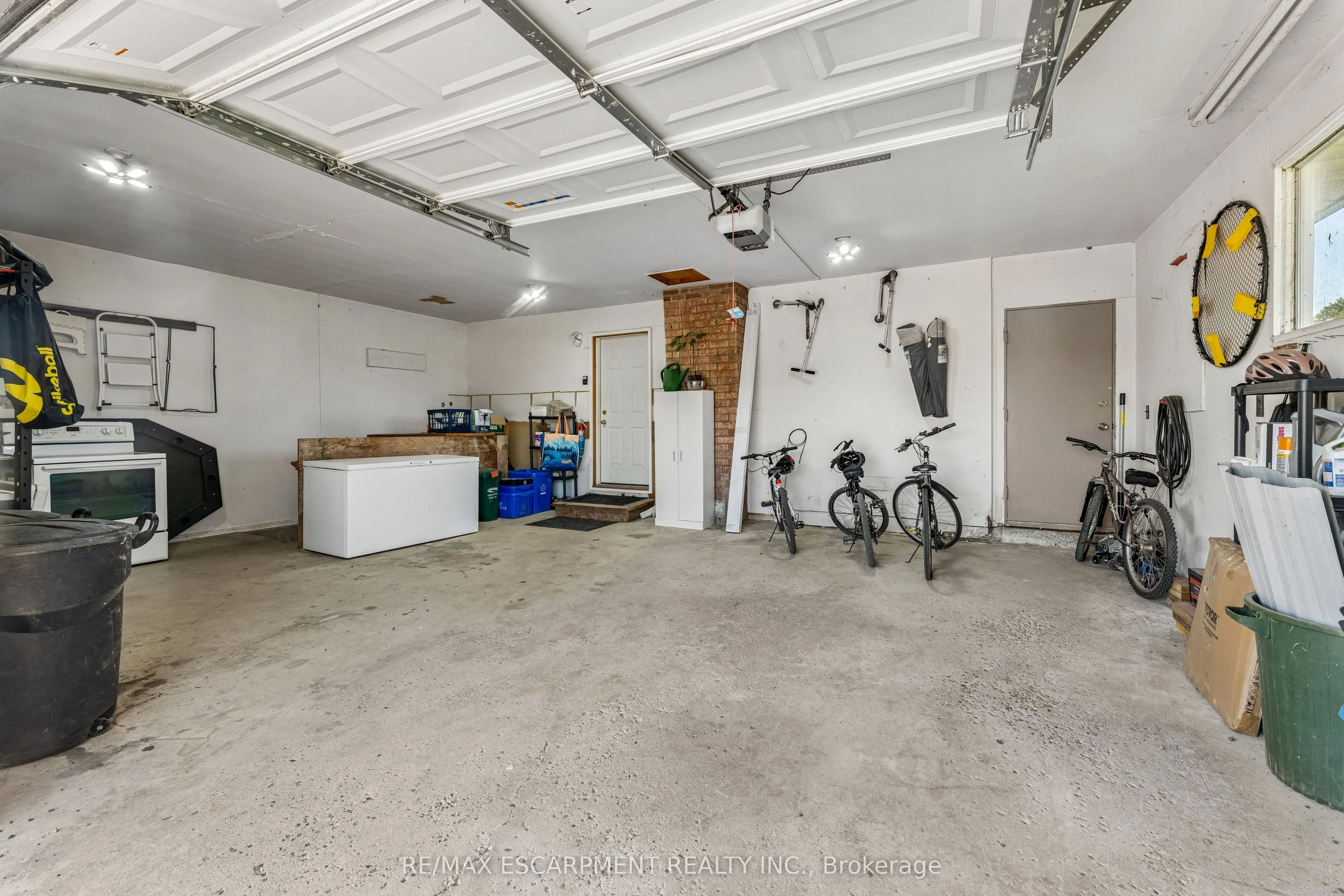 1250 Arkell Road