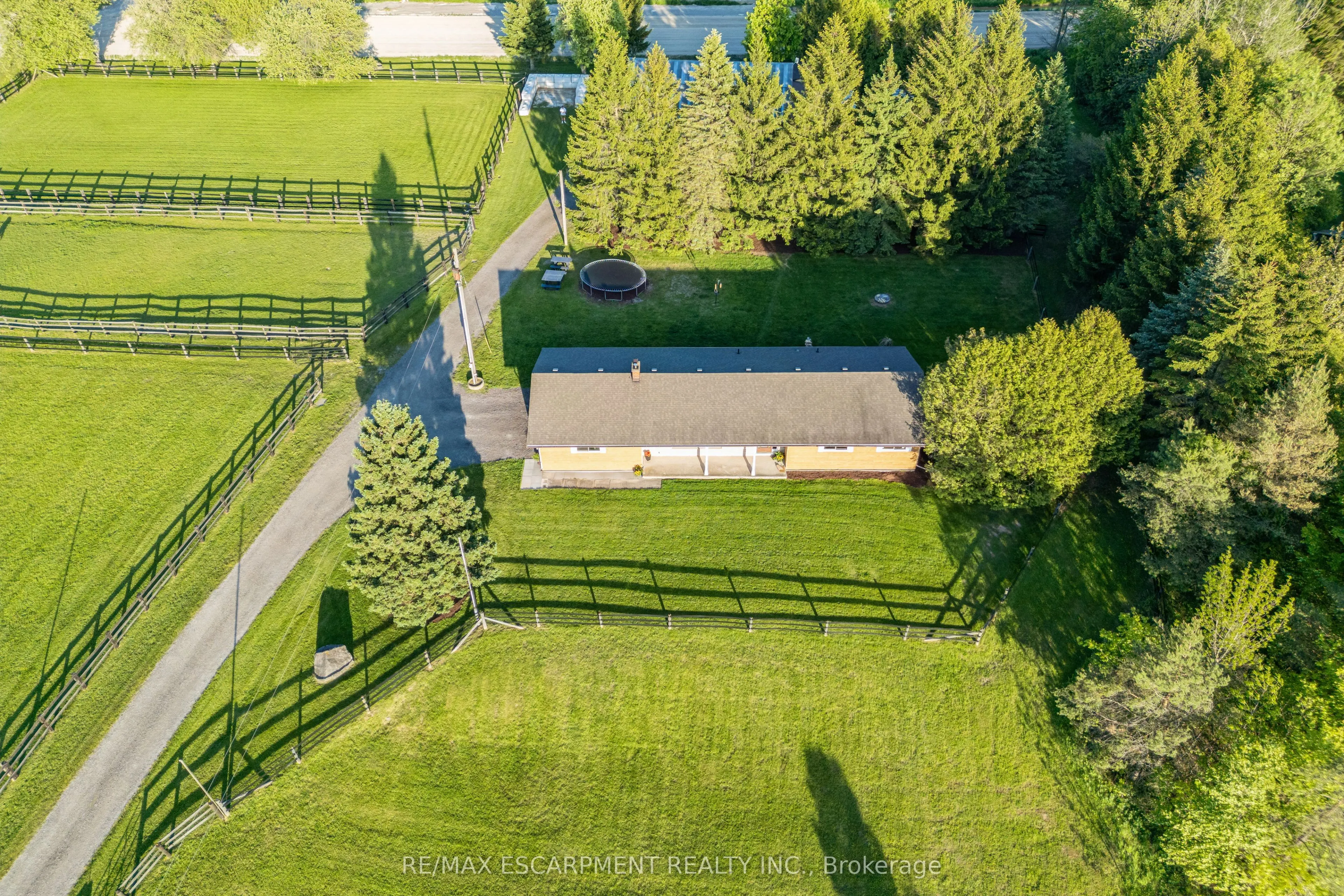 1250 Arkell Road