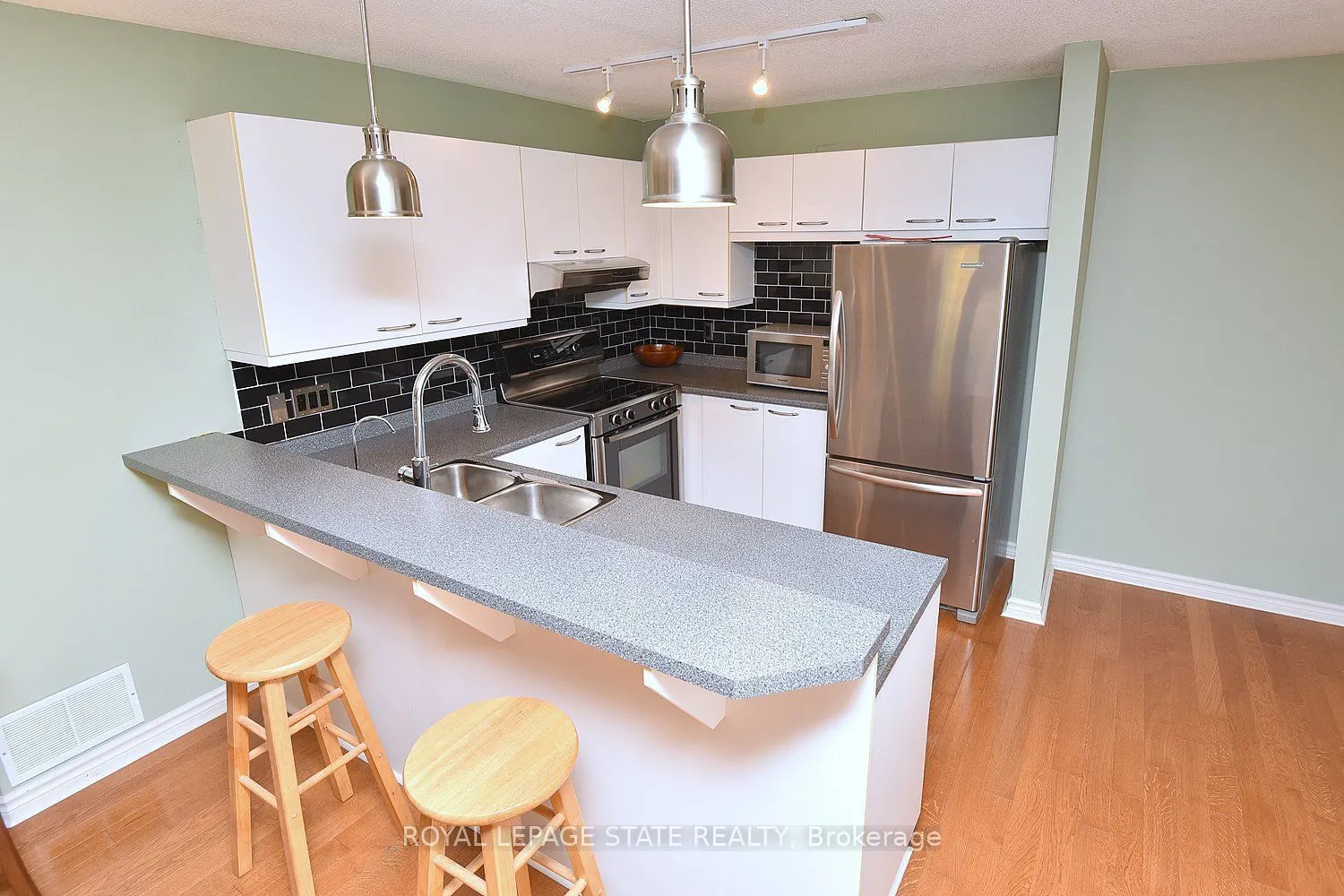 2030 Cleaver Avenue W #313