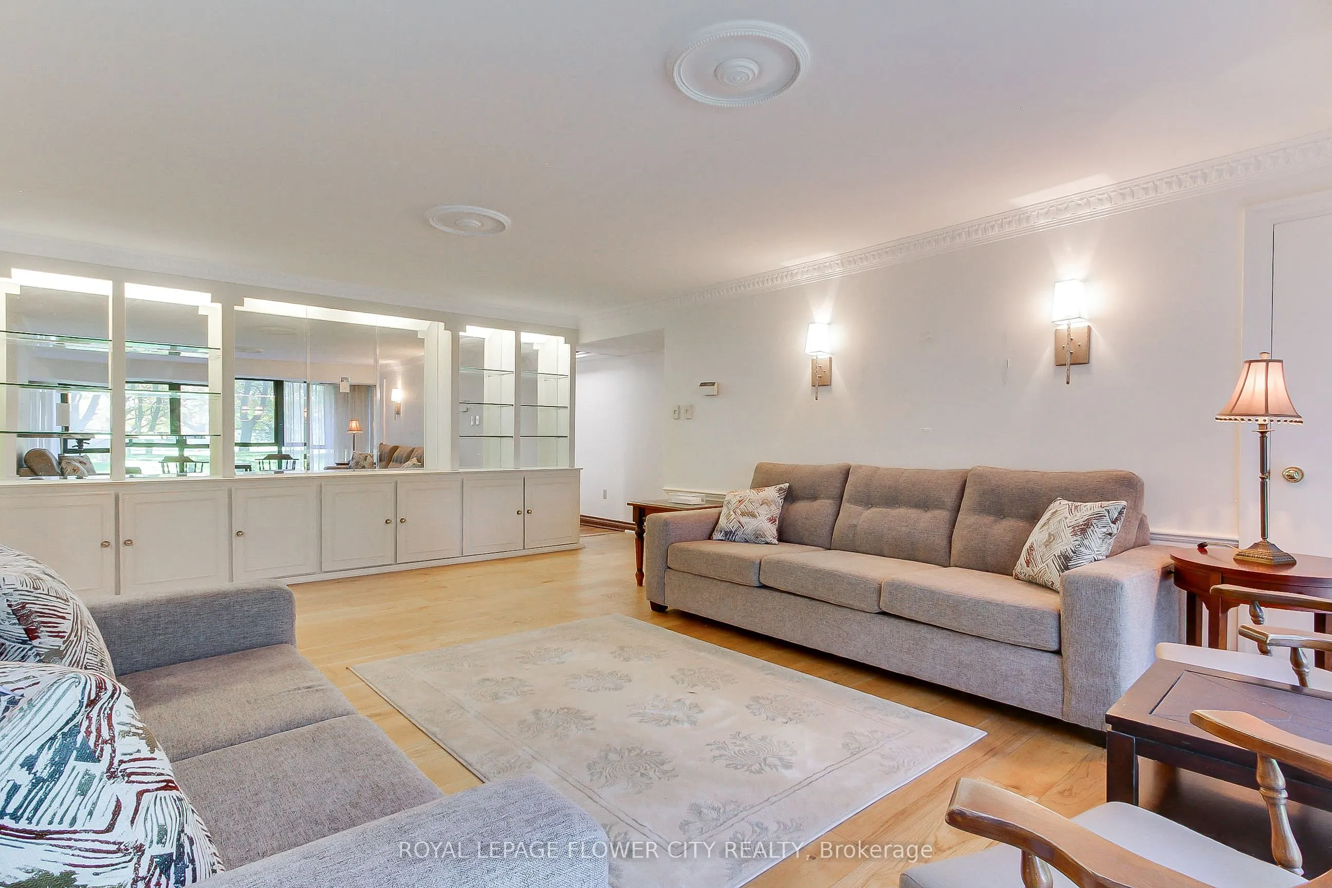 1400 Dixie Road #103