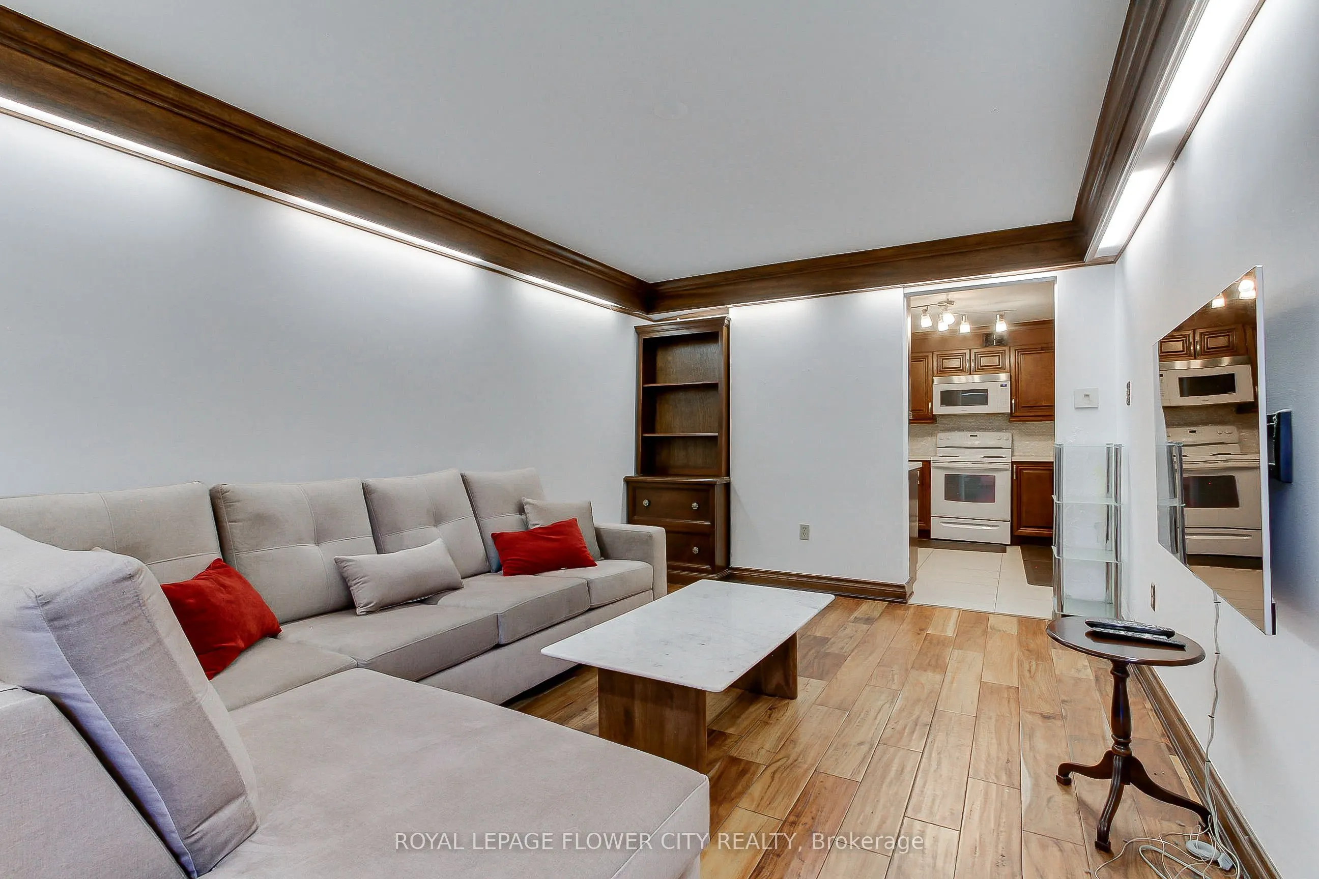 1400 Dixie Road #103