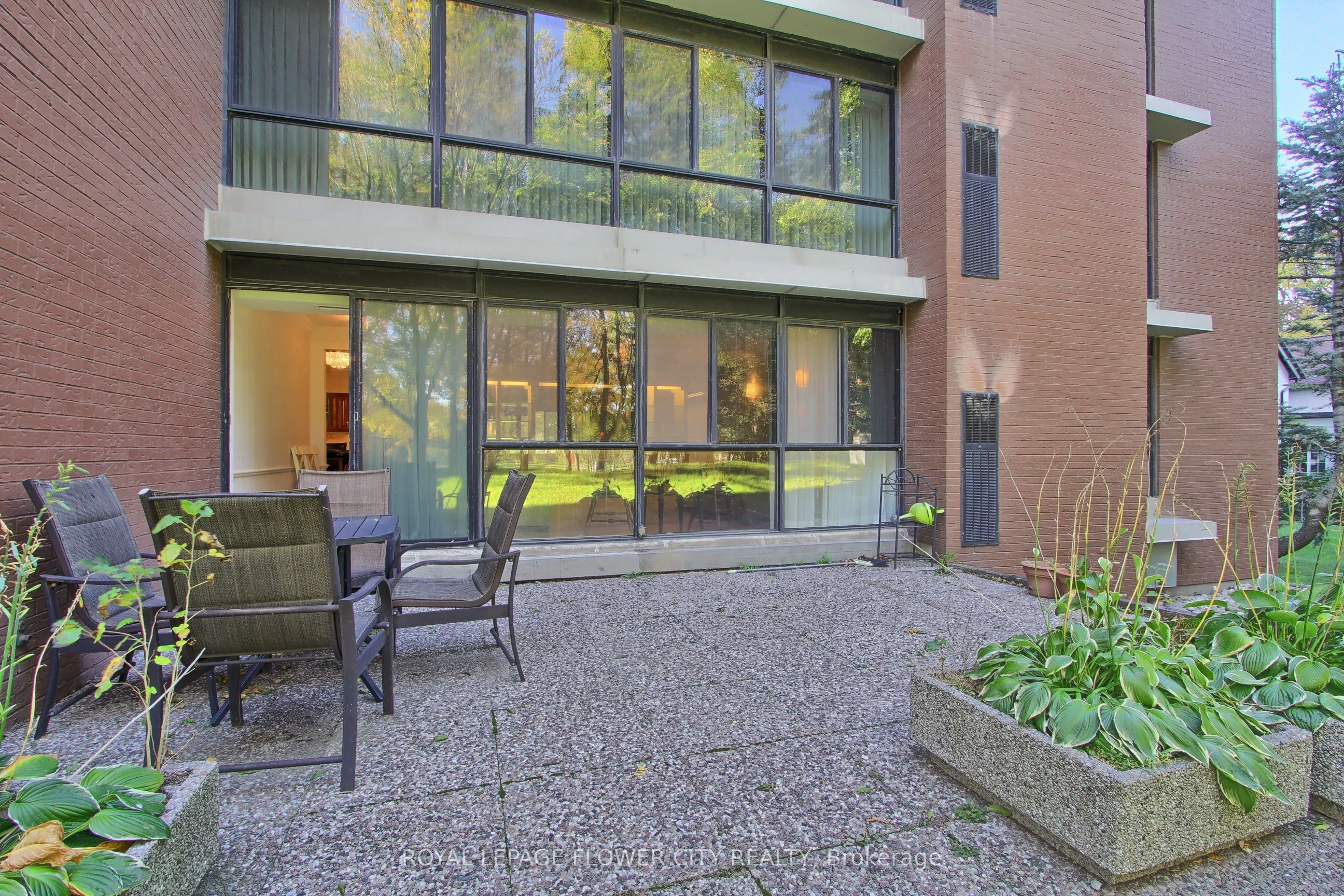 1400 Dixie Road #103