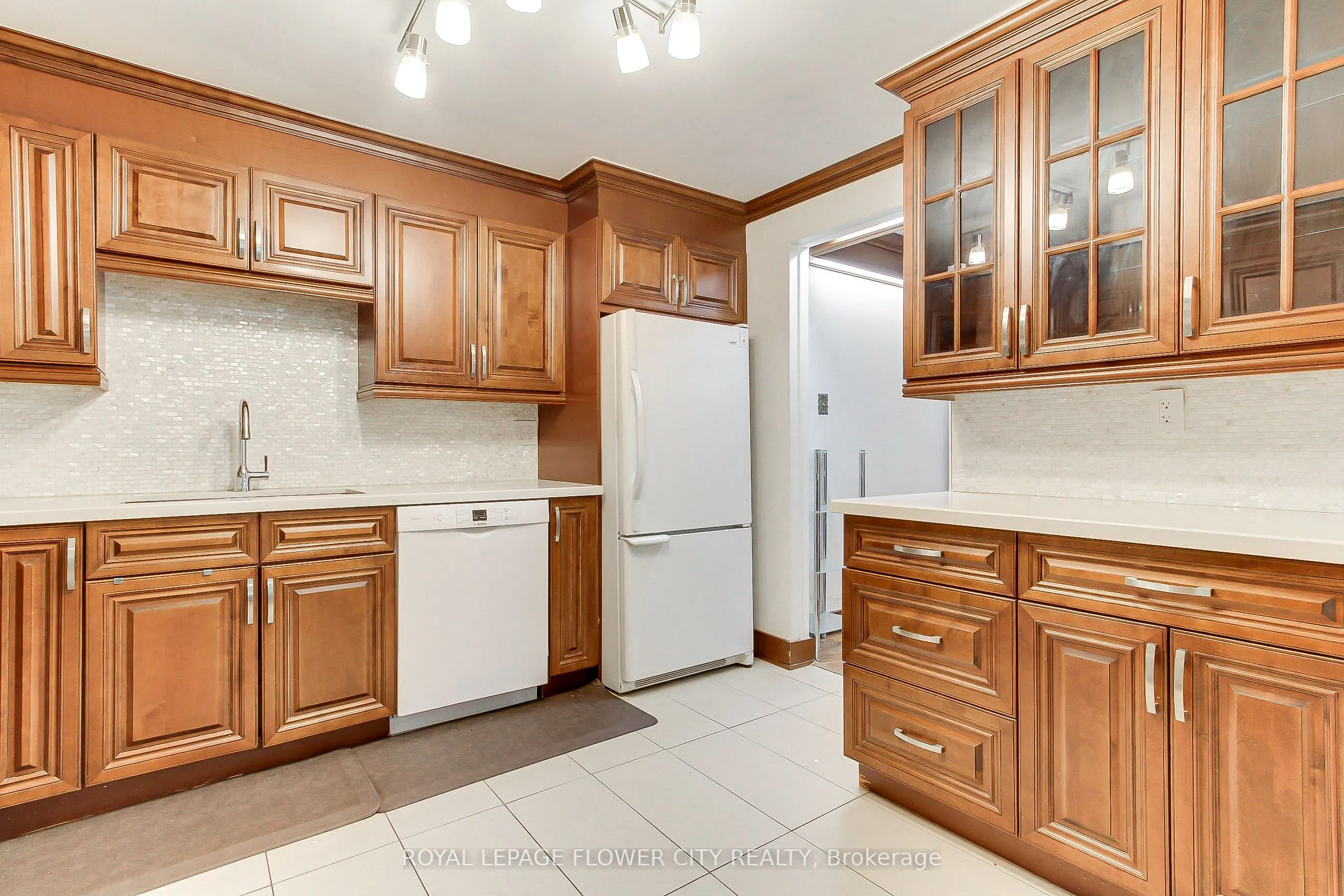 1400 Dixie Road #103