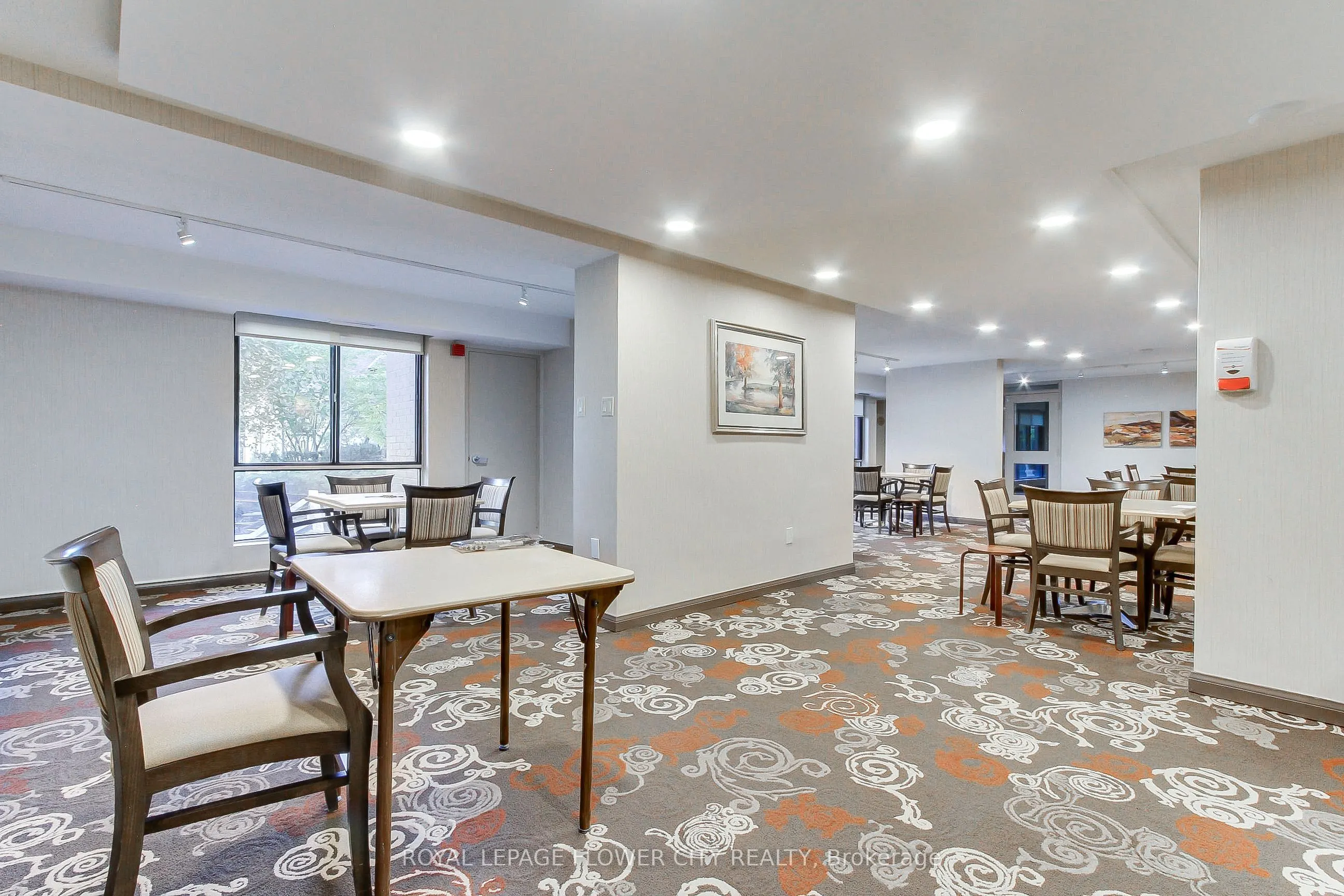 1400 Dixie Road #103