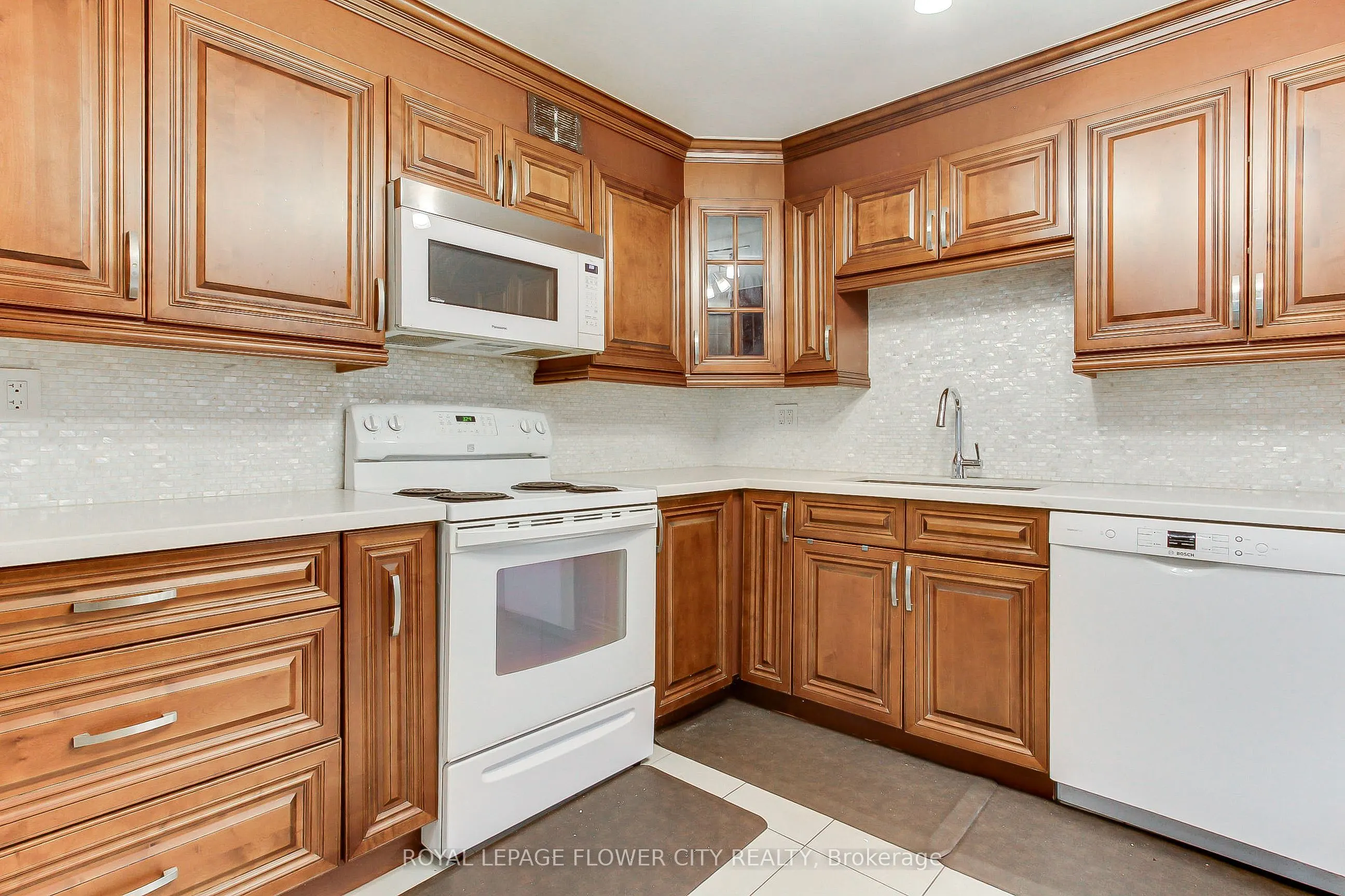 1400 Dixie Road #103