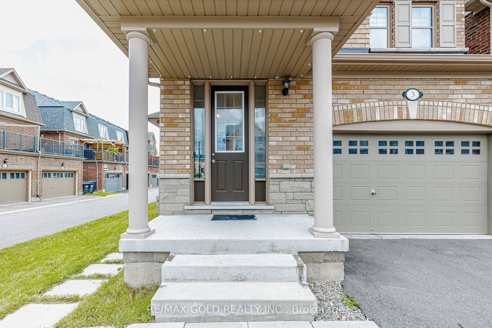 3 DALE MEADOWS Road