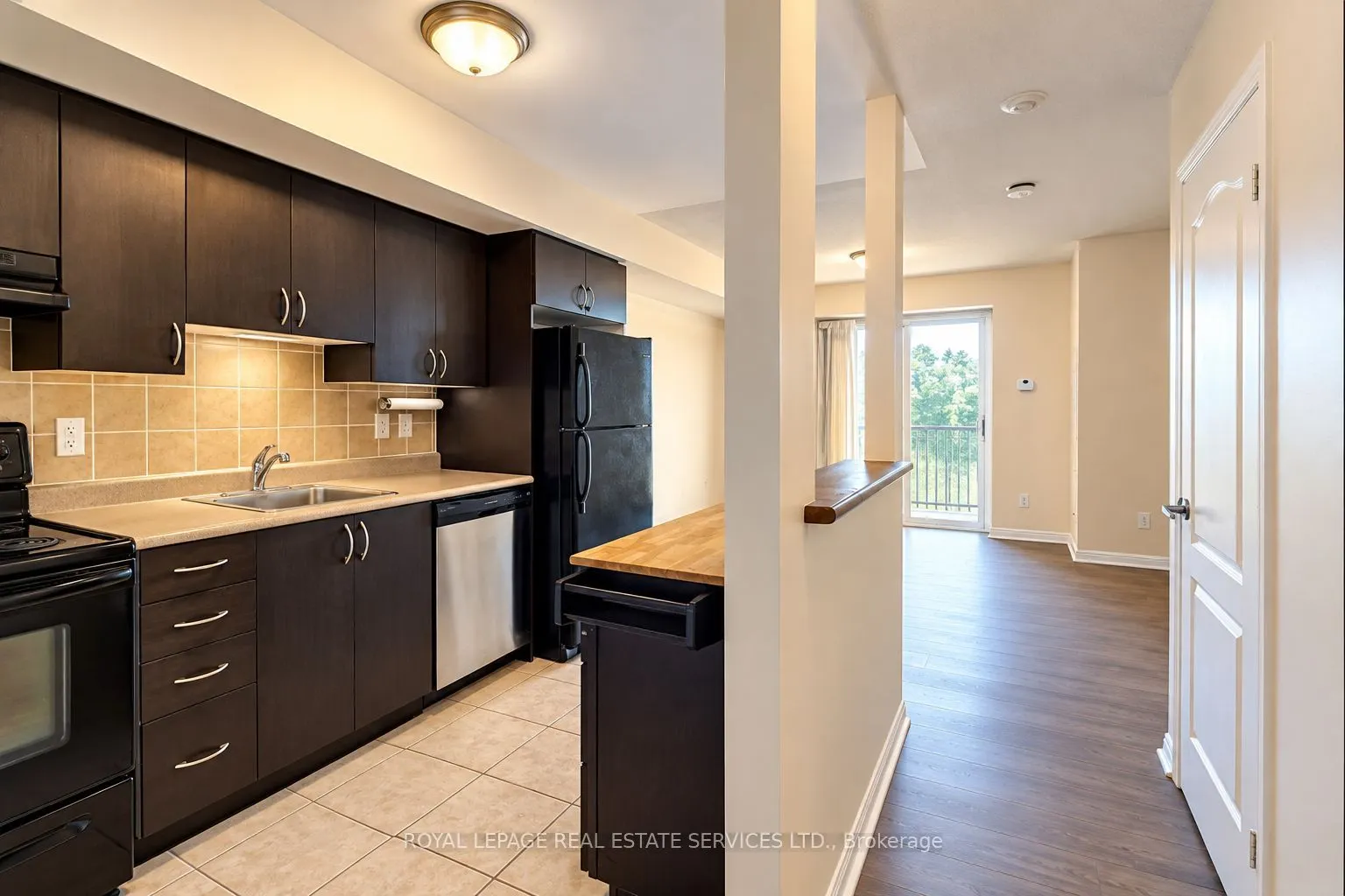 4 Elsinore Path #1005