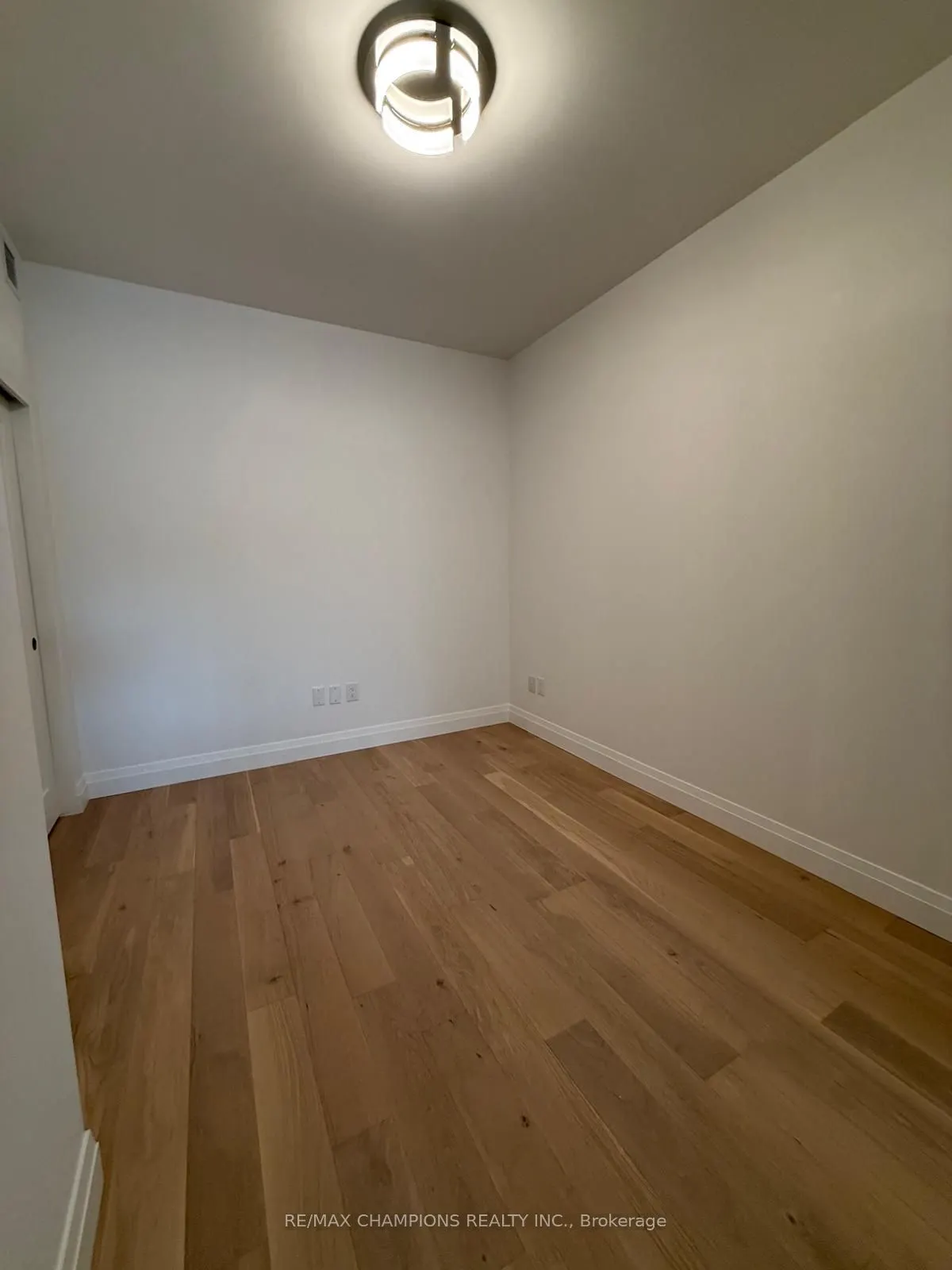 26 Mill Street #209