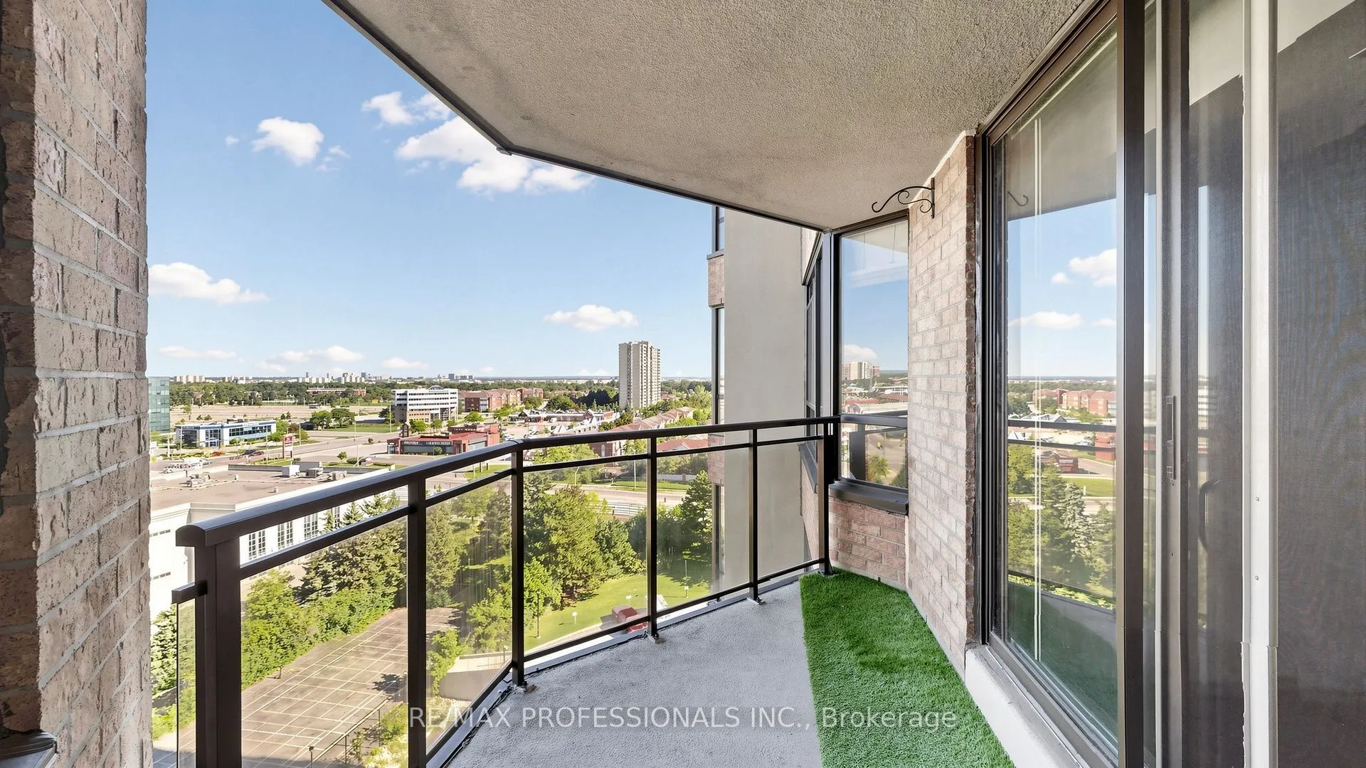 20 Cherrytree Drive #1107