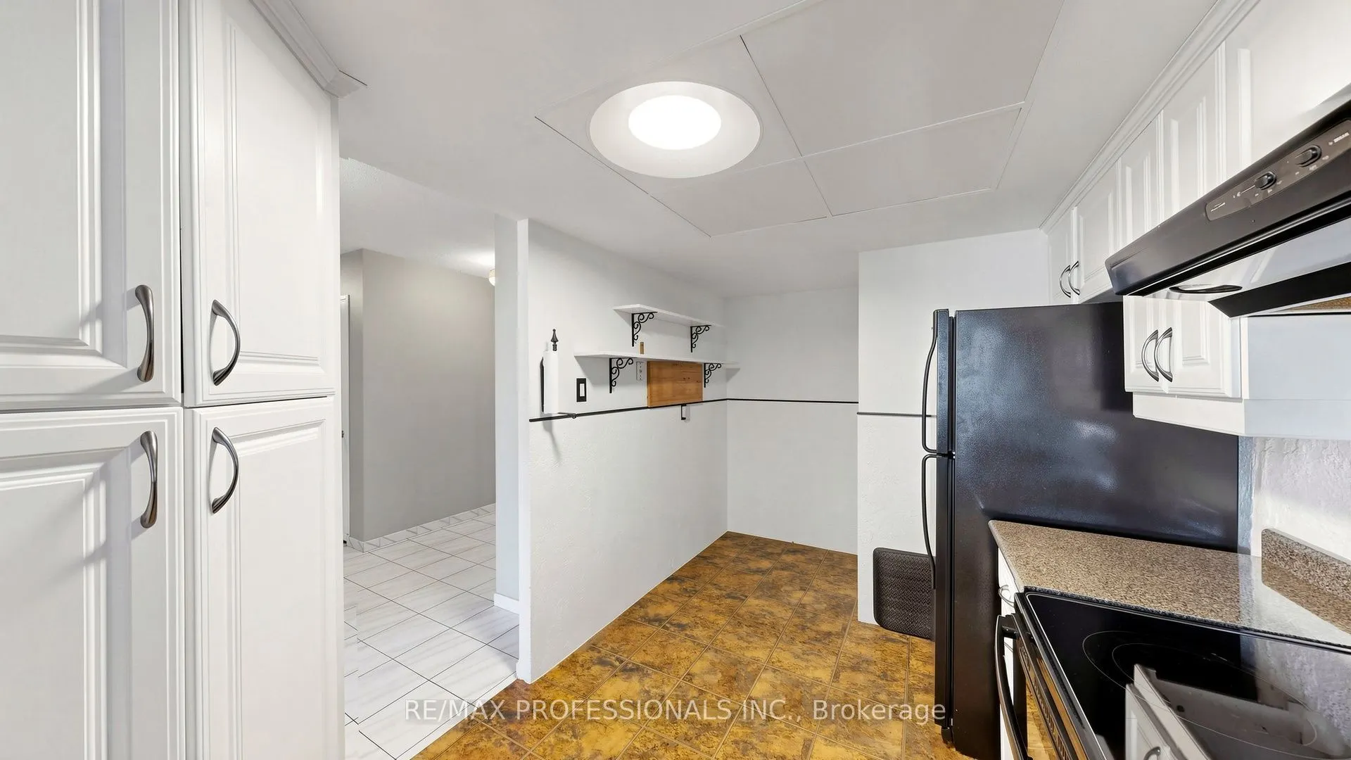 20 Cherrytree Drive #1107