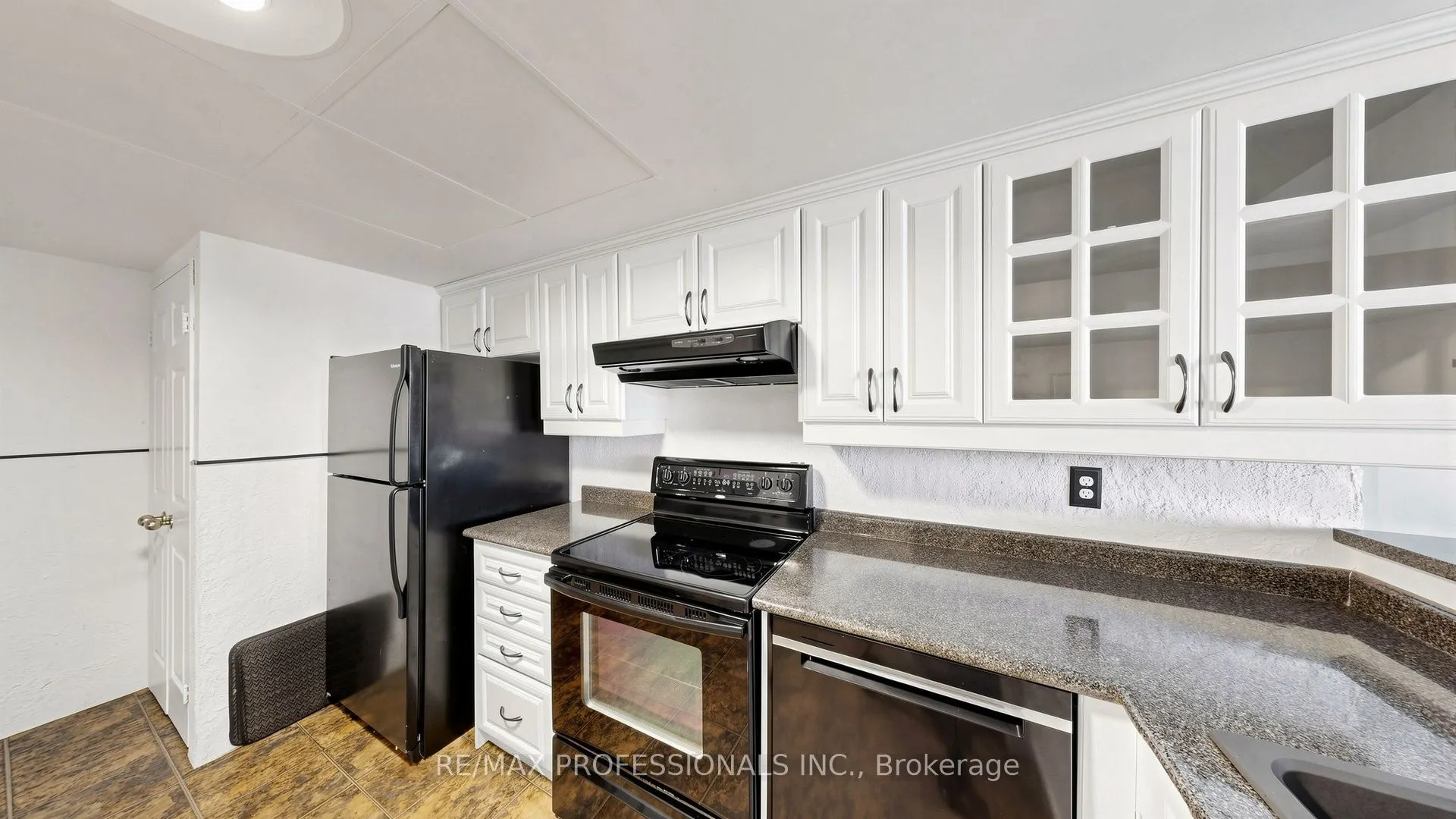 20 Cherrytree Drive #1107