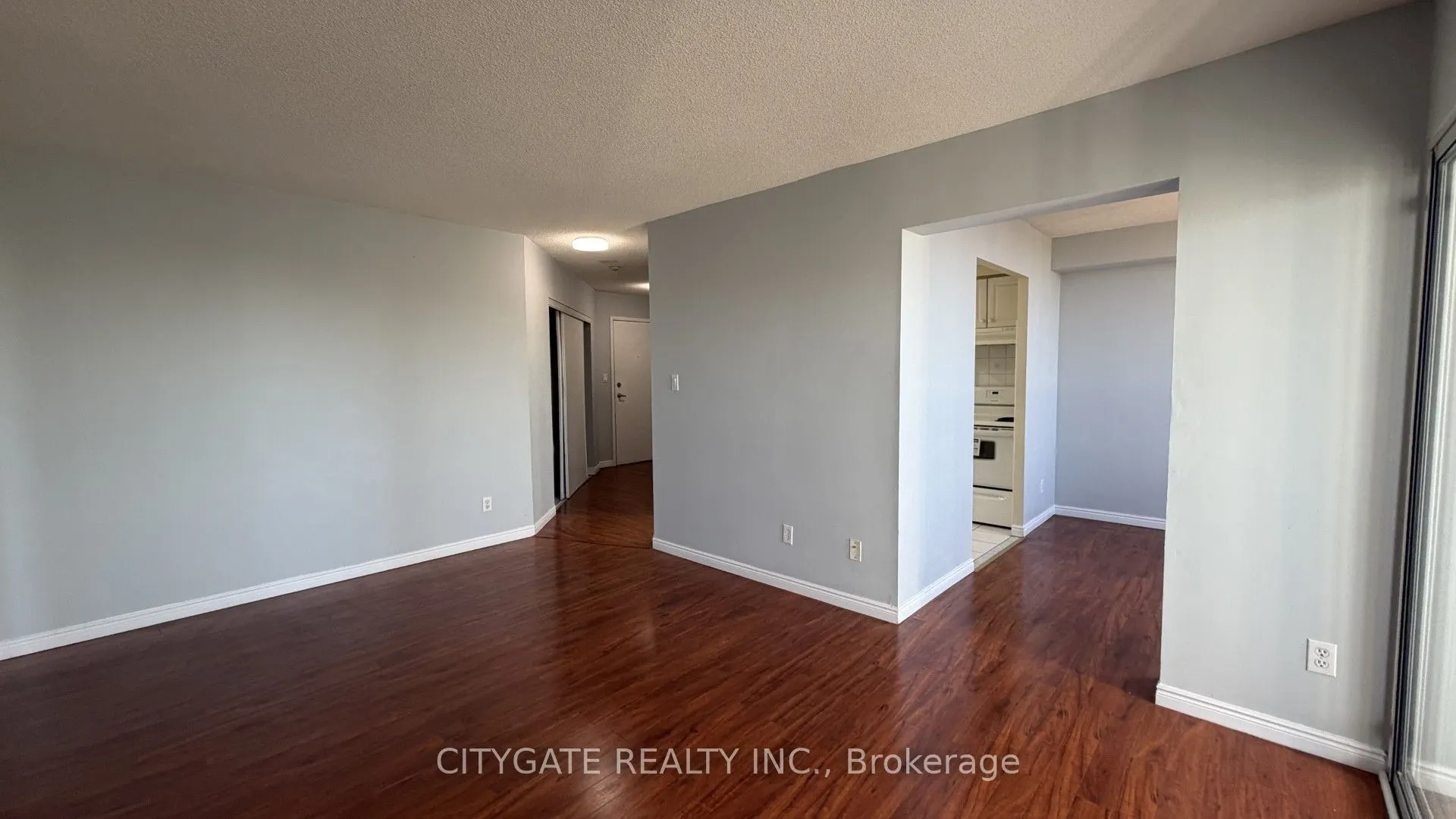 135 Hillcrest Avenue #1111