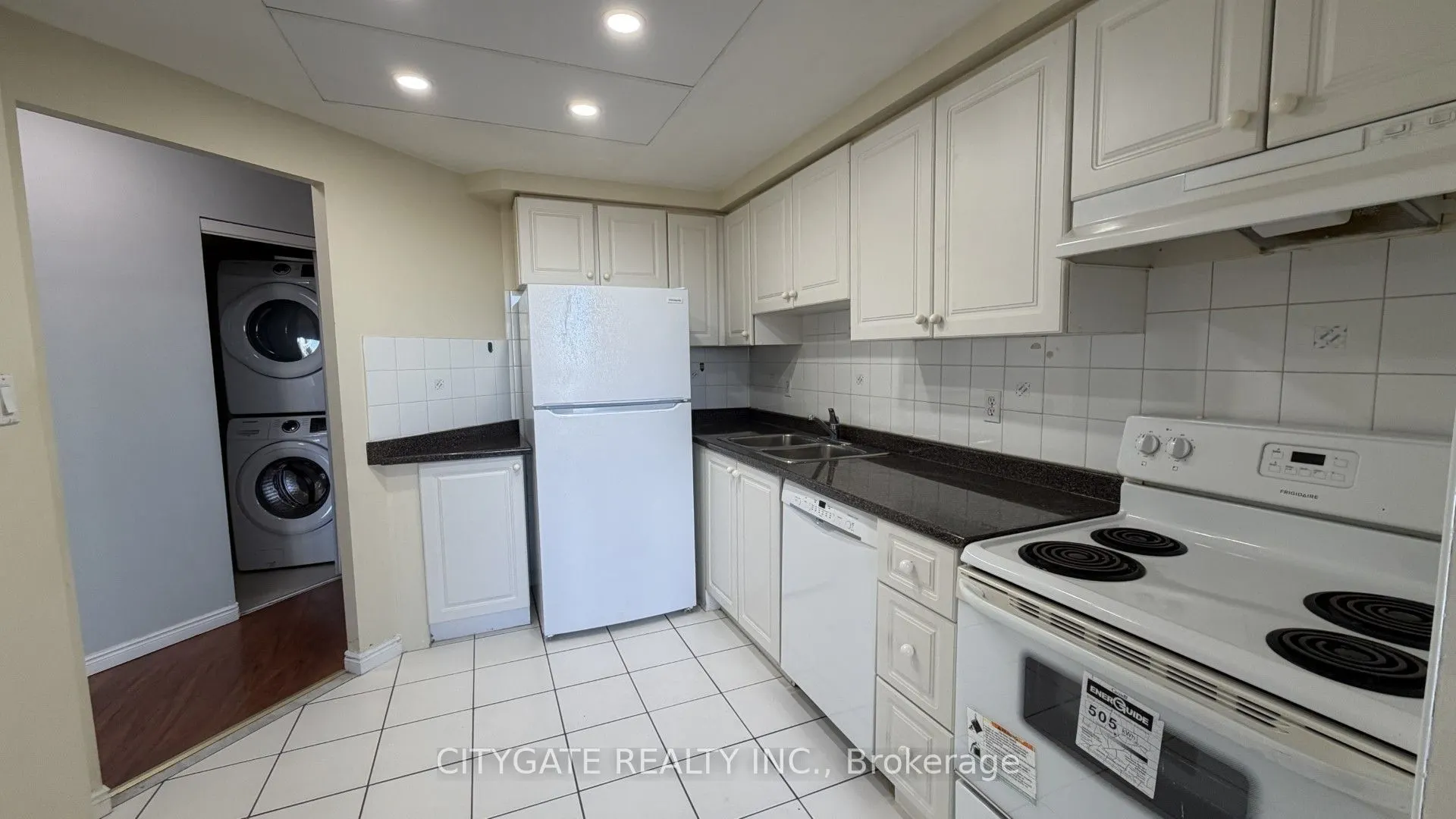 135 Hillcrest Avenue #1111