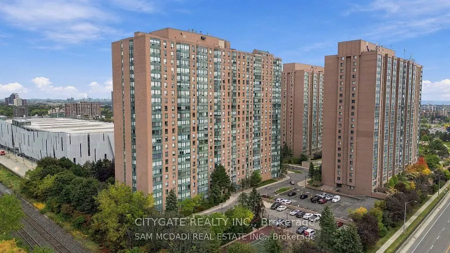 135 Hillcrest Avenue #1111