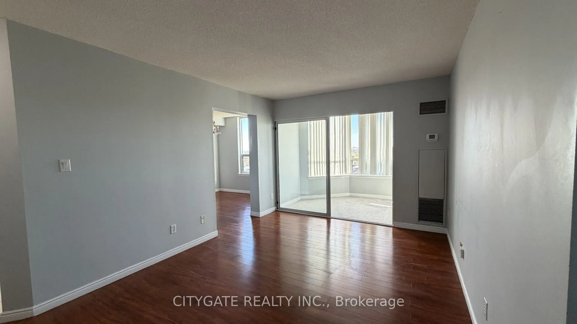 135 Hillcrest Avenue #1111
