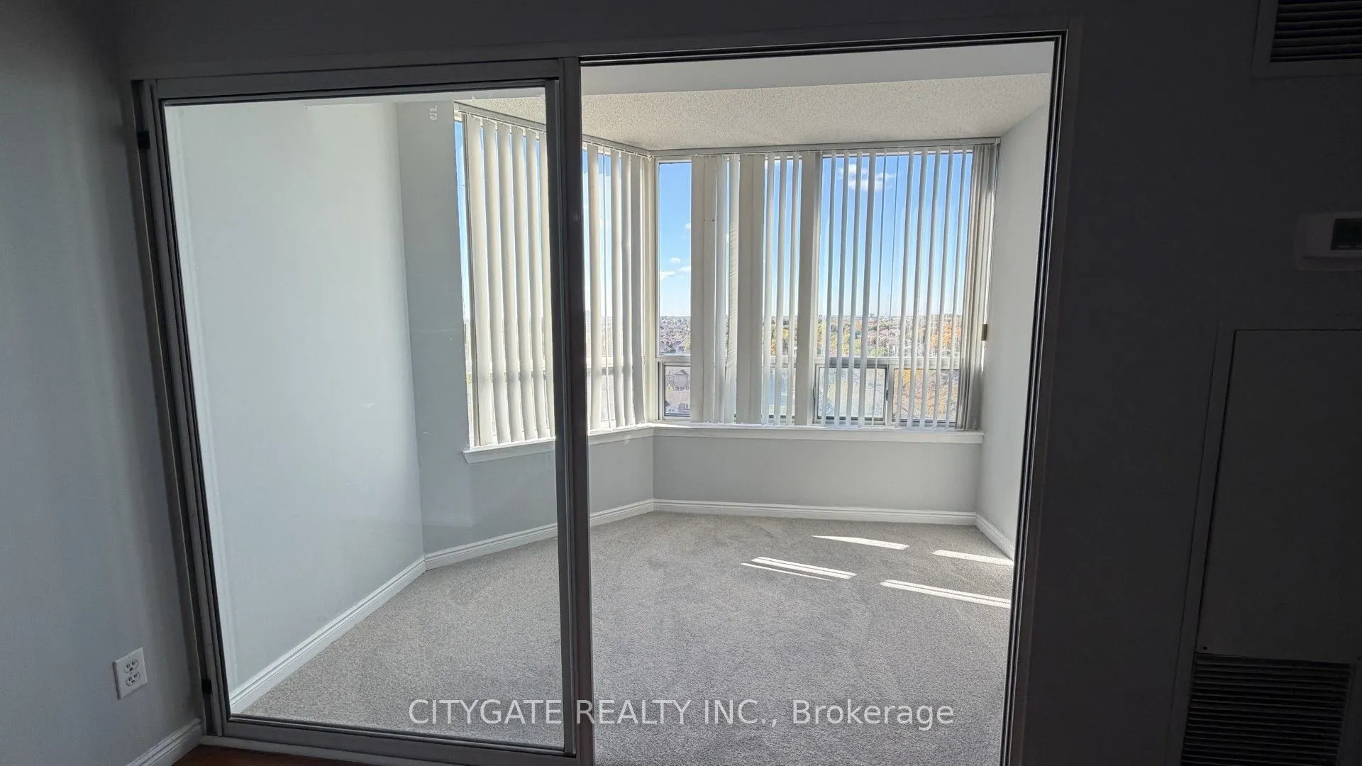 135 Hillcrest Avenue #1111