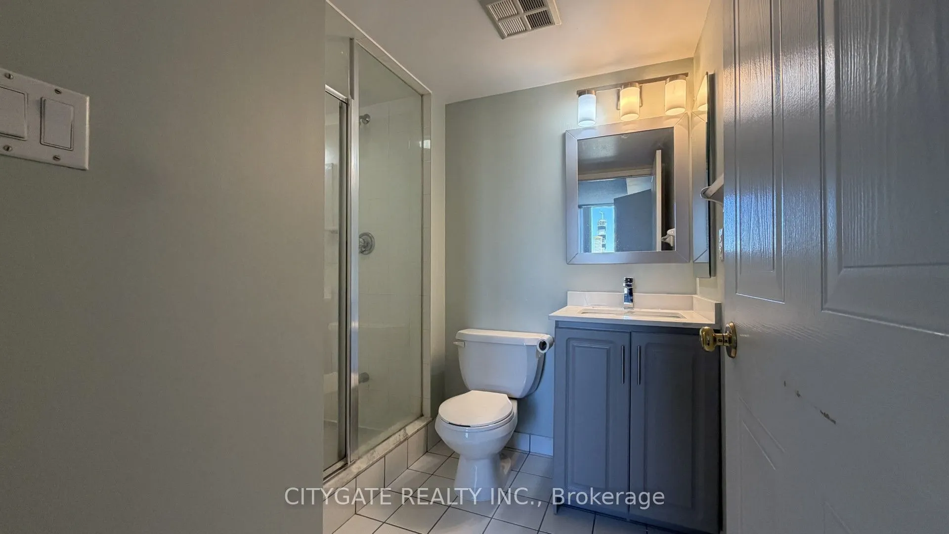 135 Hillcrest Avenue #1111