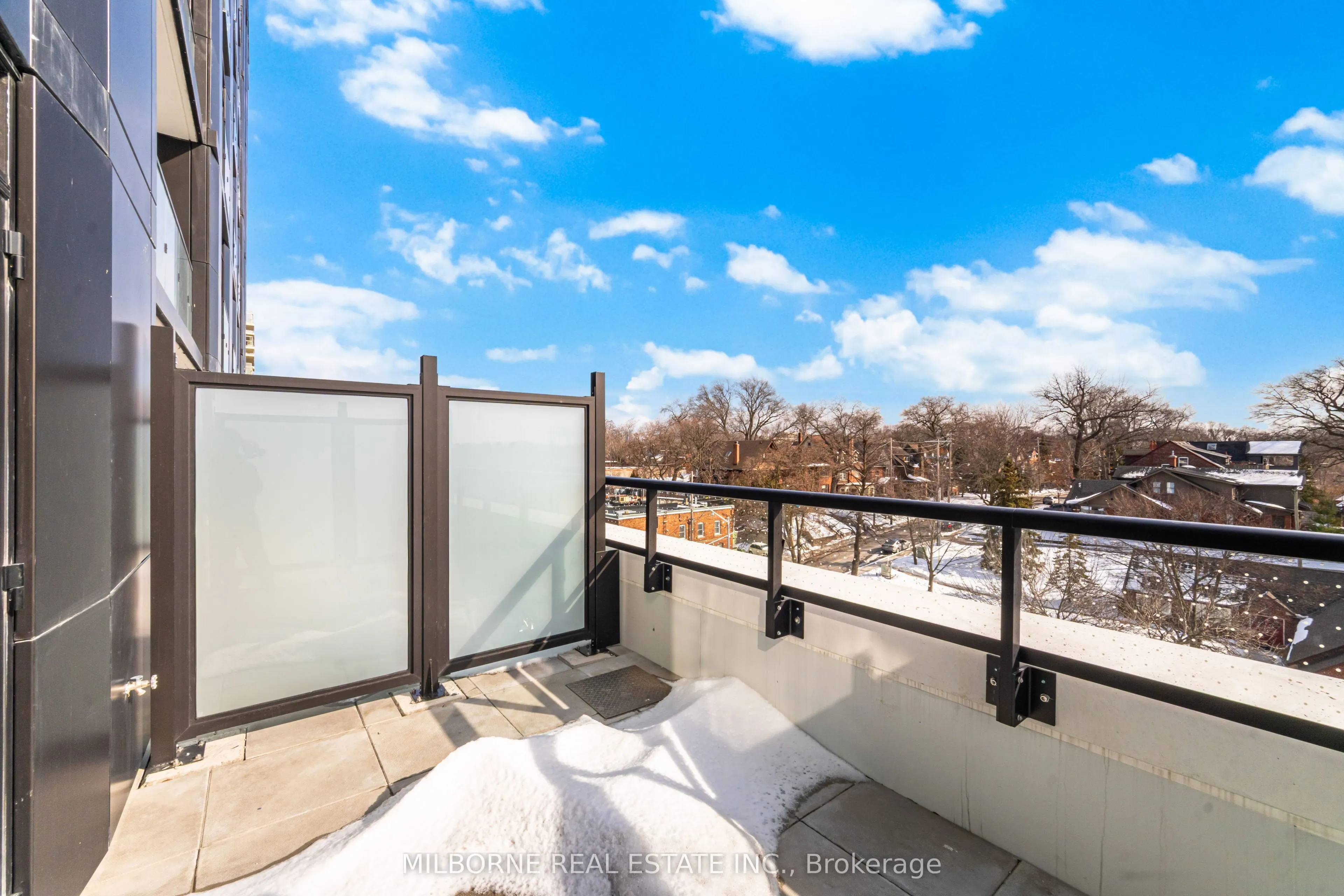 1660 Bloor Street W #510