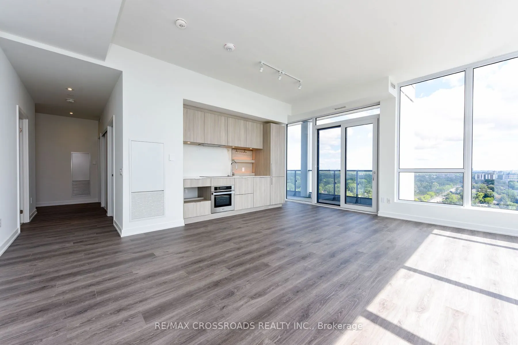28 Ann Street #1902