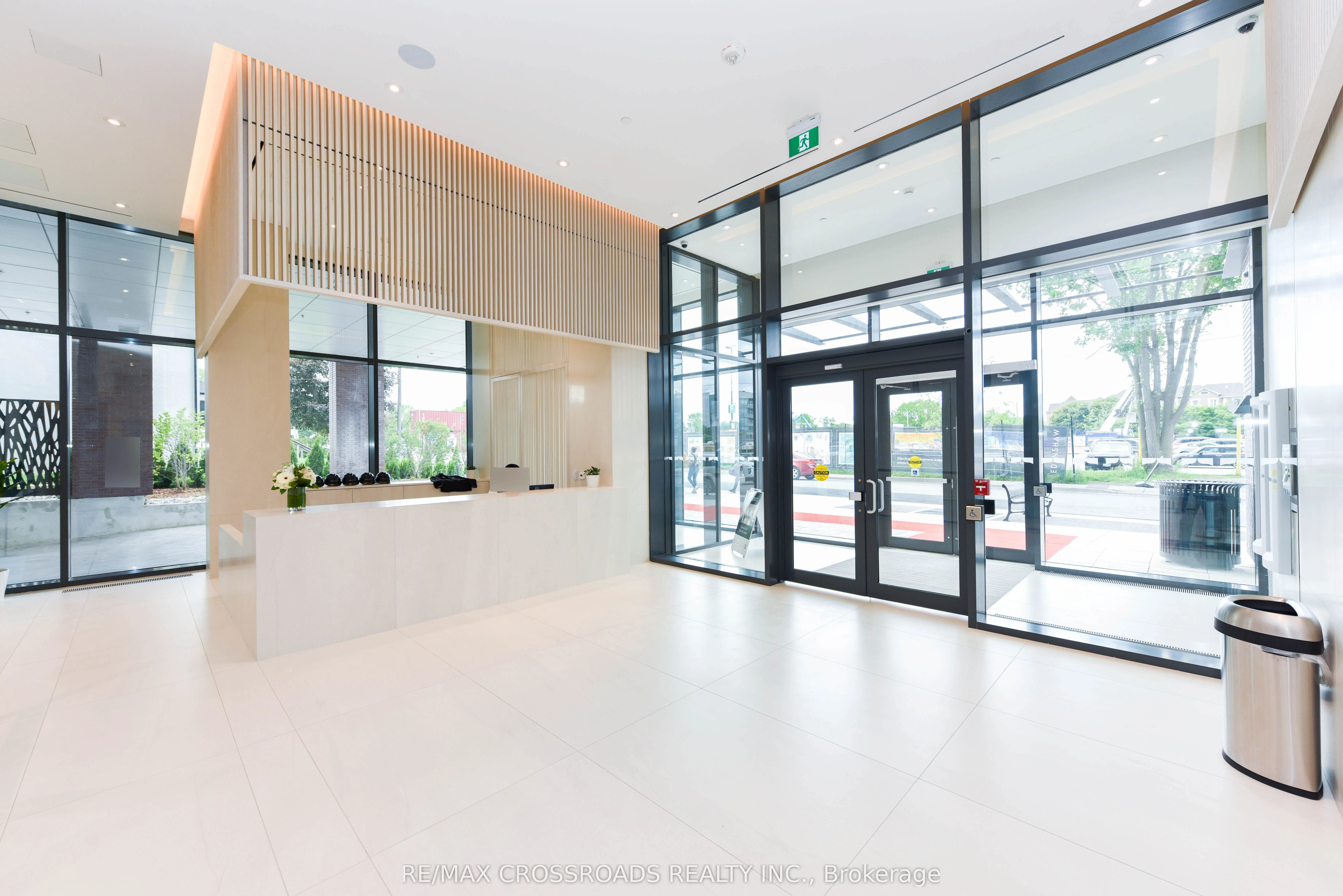 28 Ann Street #1902
