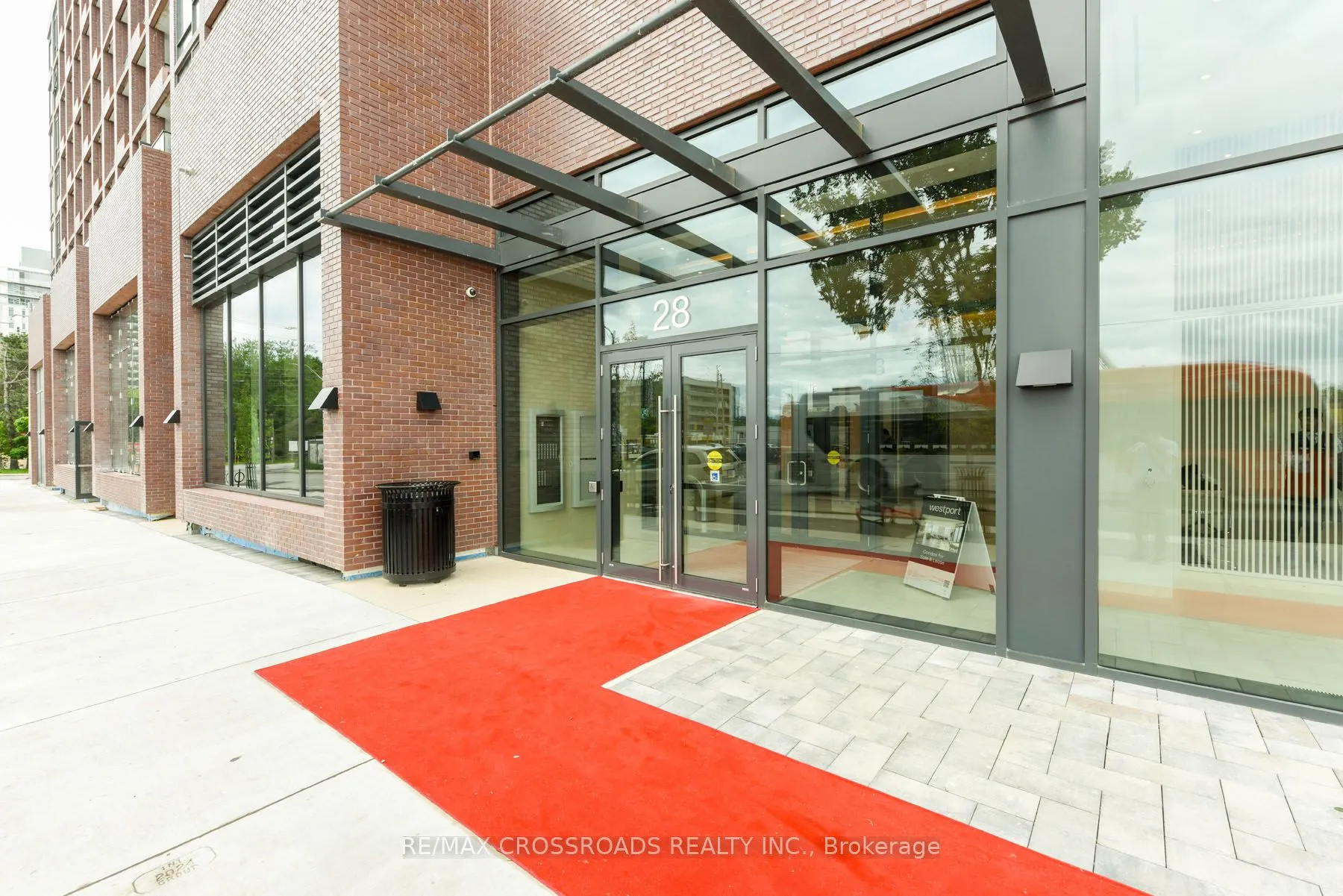 28 Ann Street #1902