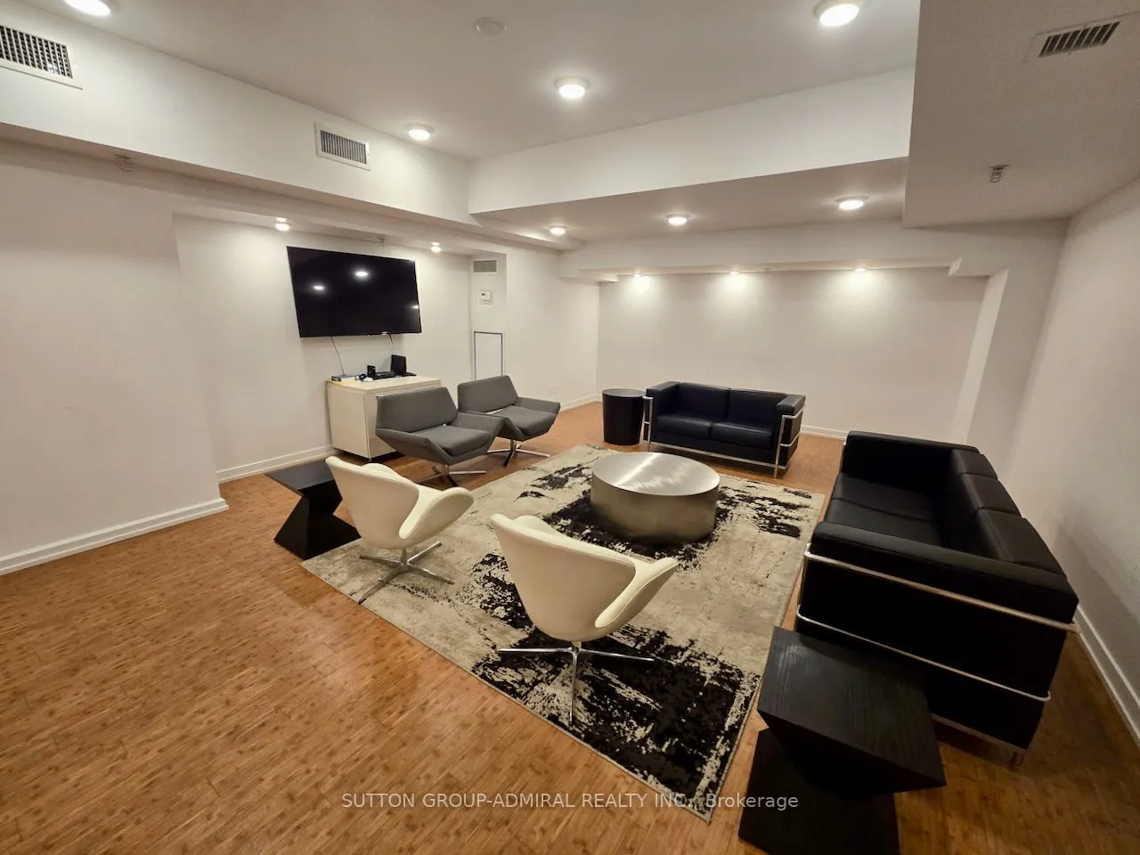 1205 Queen Street W #304