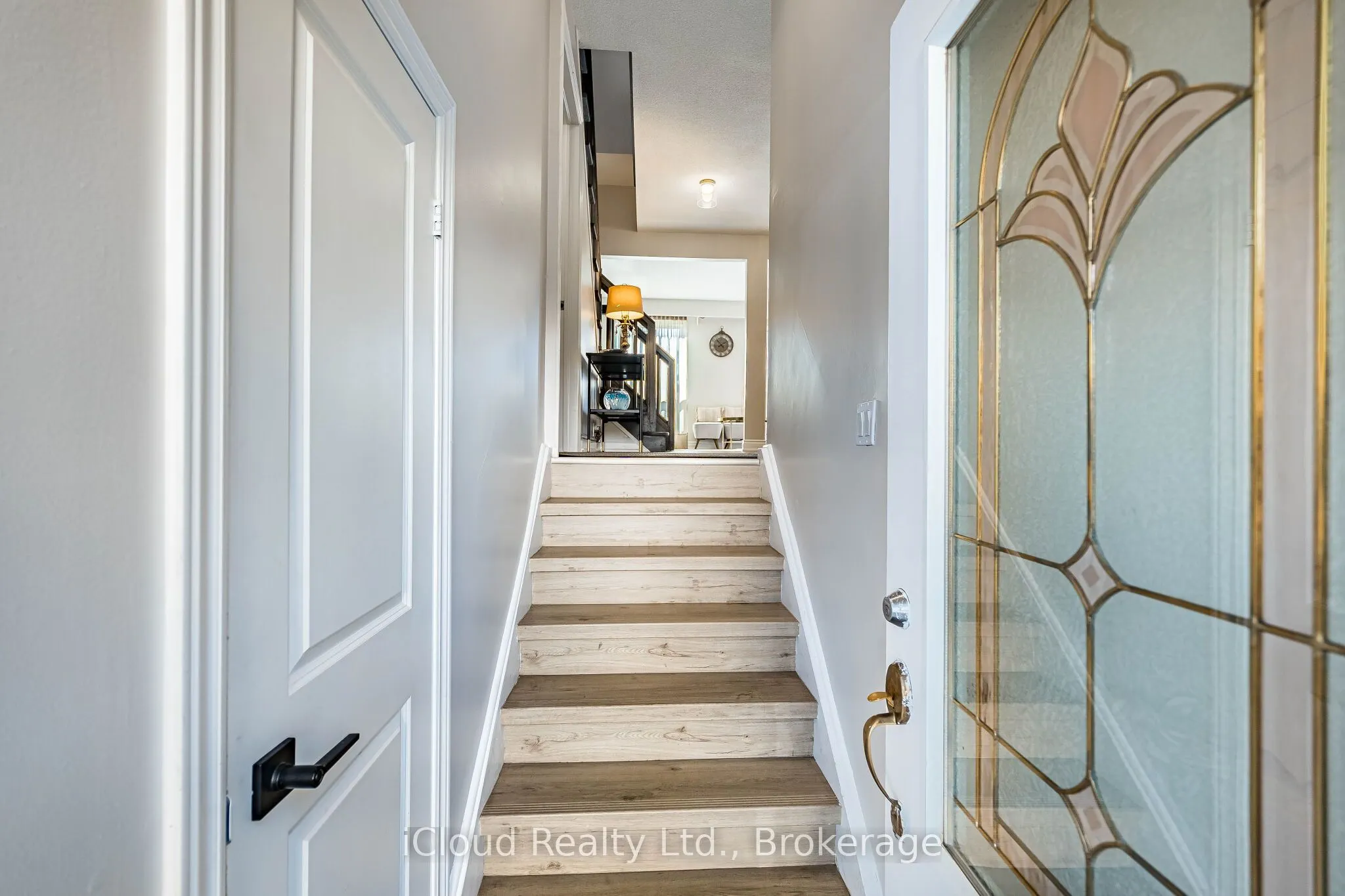 479 Ontario Street N #59