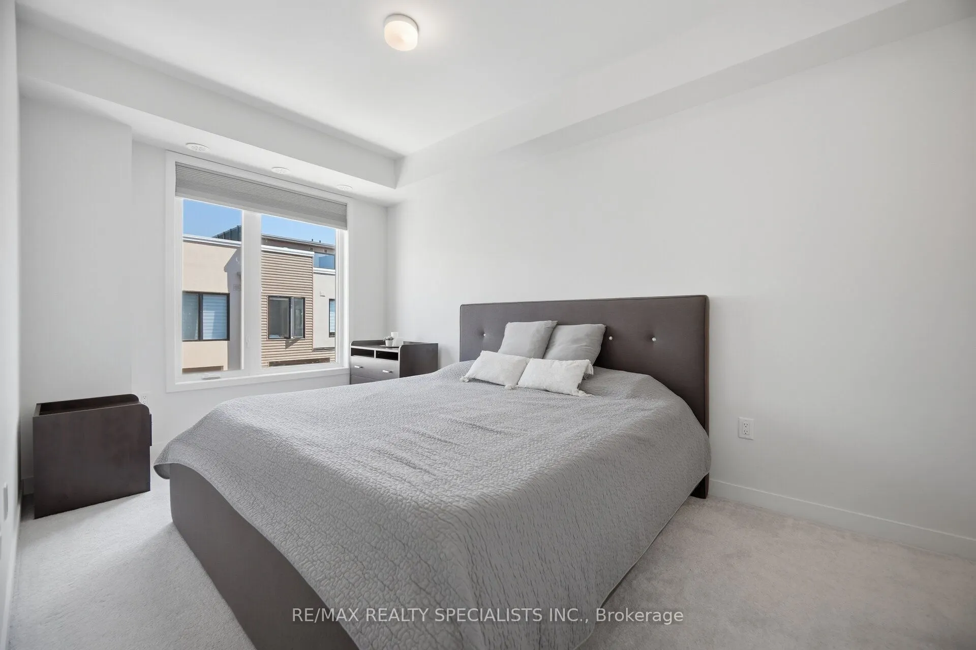 3405 Ridgeway Drive #21