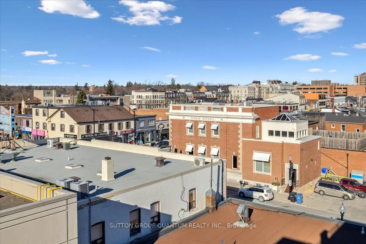 151 Robinson Street #401