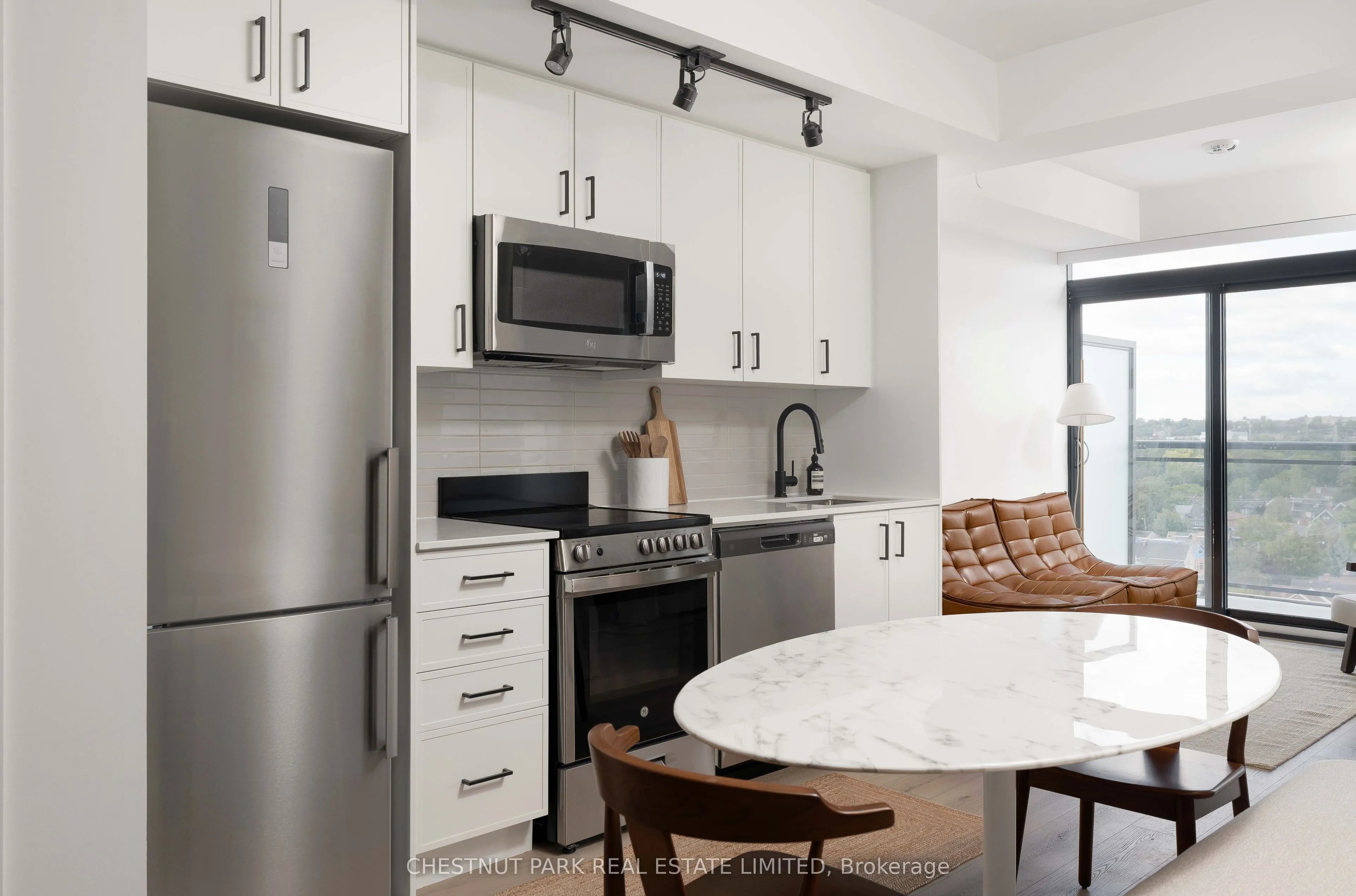 758 Dovercourt Road #1101