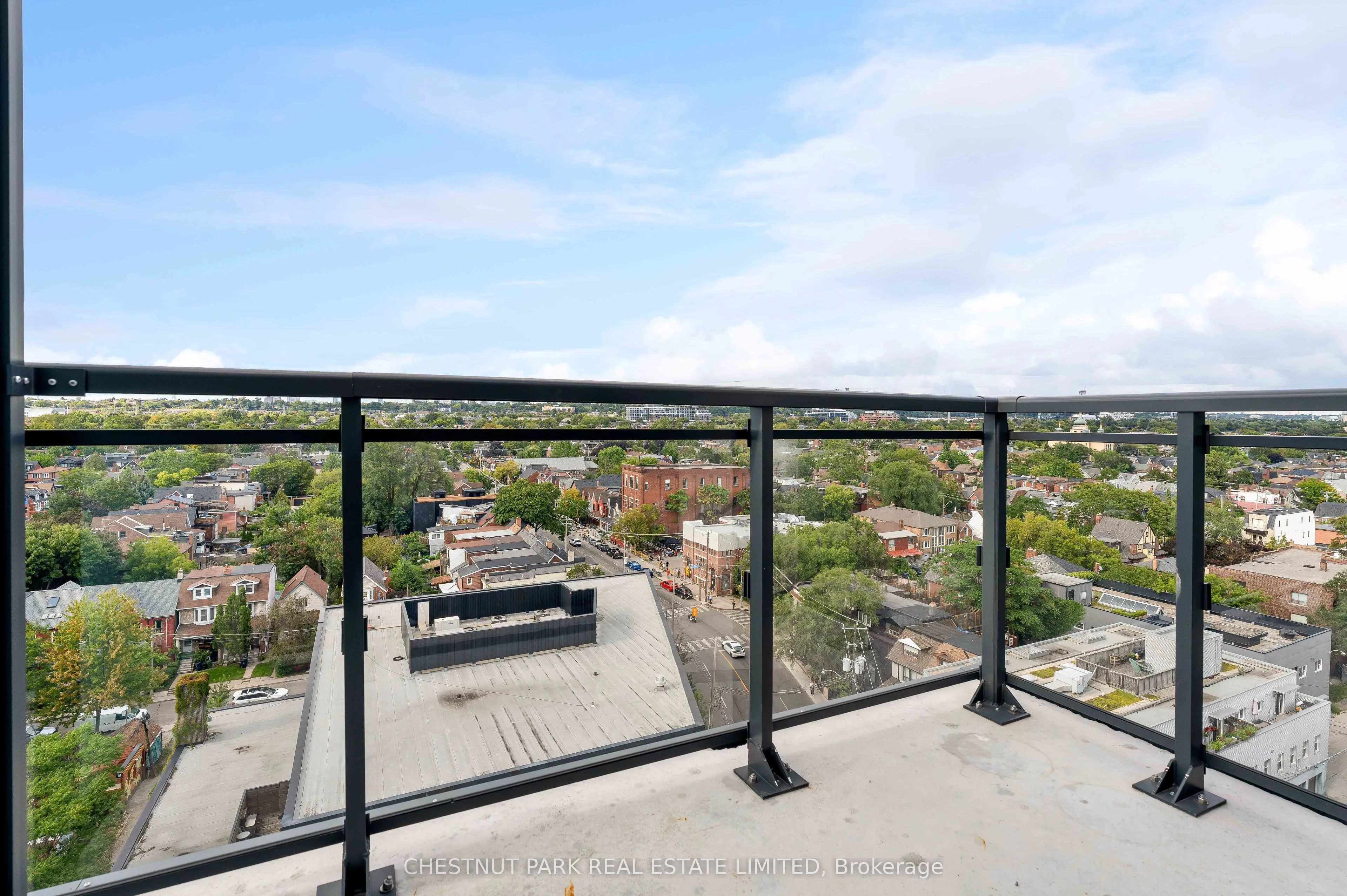 758 Dovercourt Road #1101
