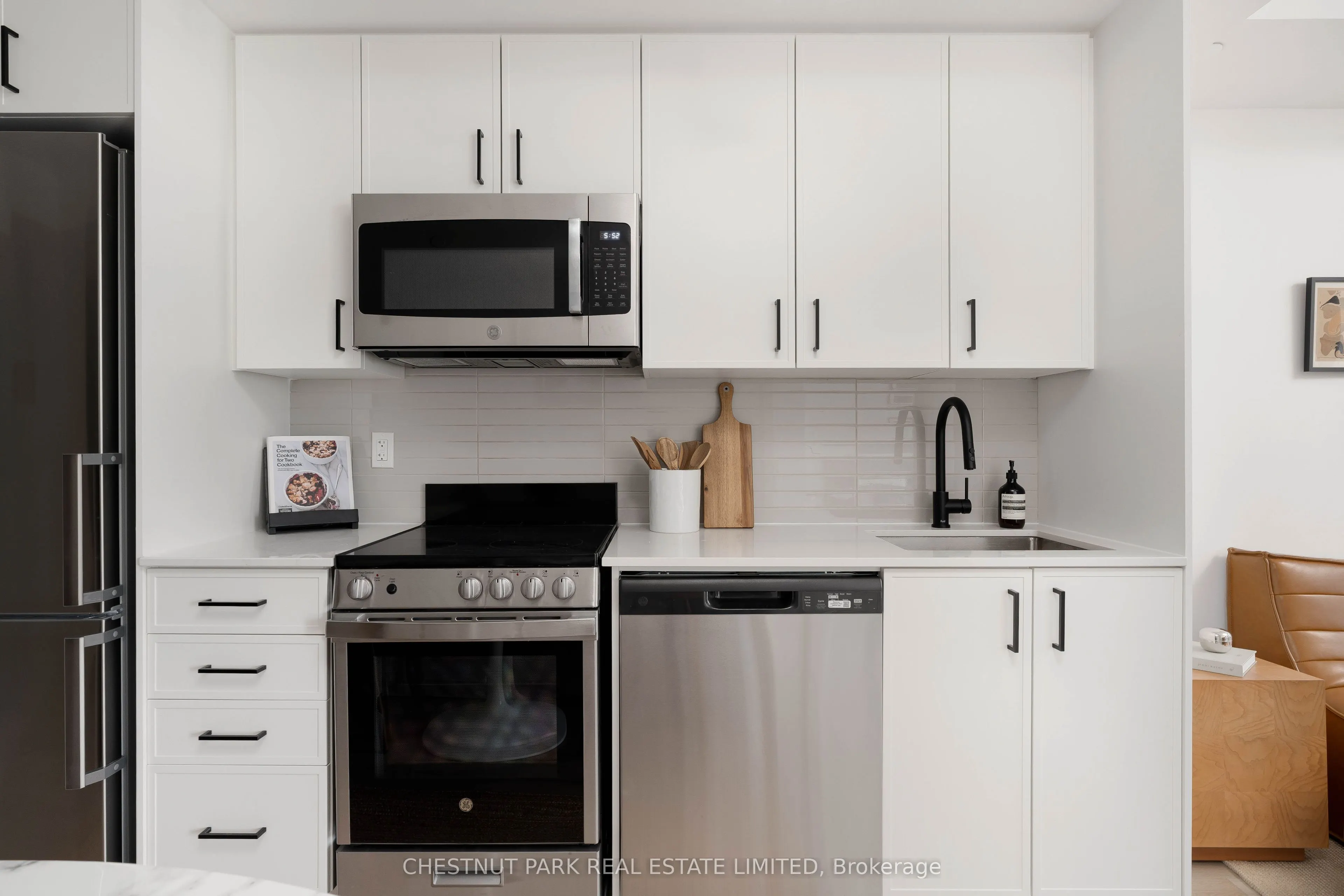 758 Dovercourt Road #1101
